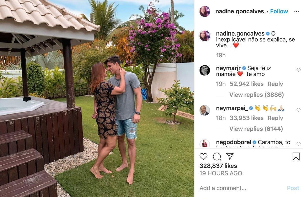 內馬爾的媽媽娜汀在IG貼出與男友蒂亞戈合照,內馬爾與她的前夫都留言祝福。(截圖自娜汀IG) 3