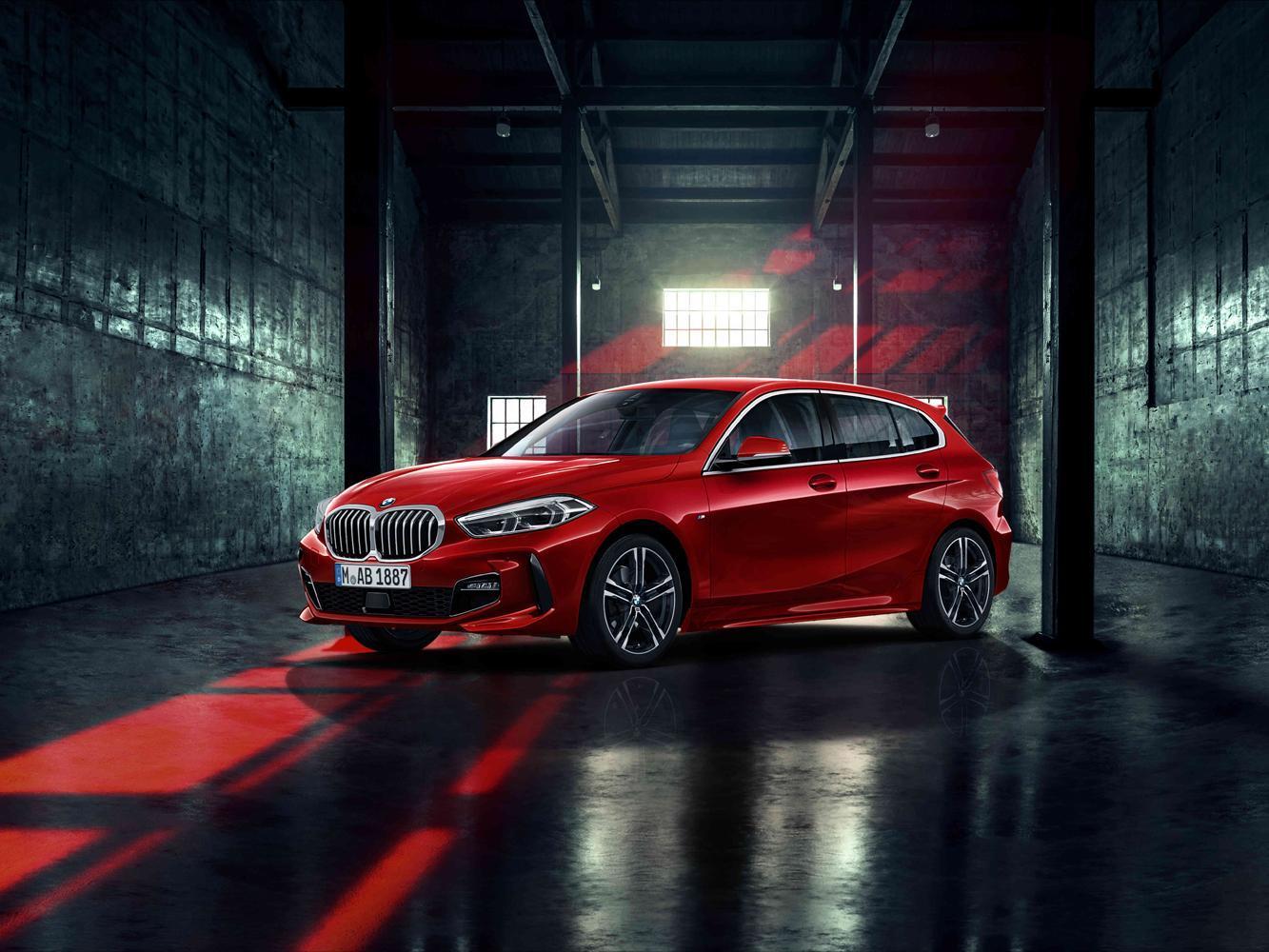 全新BMW 118i Edition Sport  Edition M風格亮相，建議售價 153萬元起，本月更推出低月付9,900元起新世代首購方案。