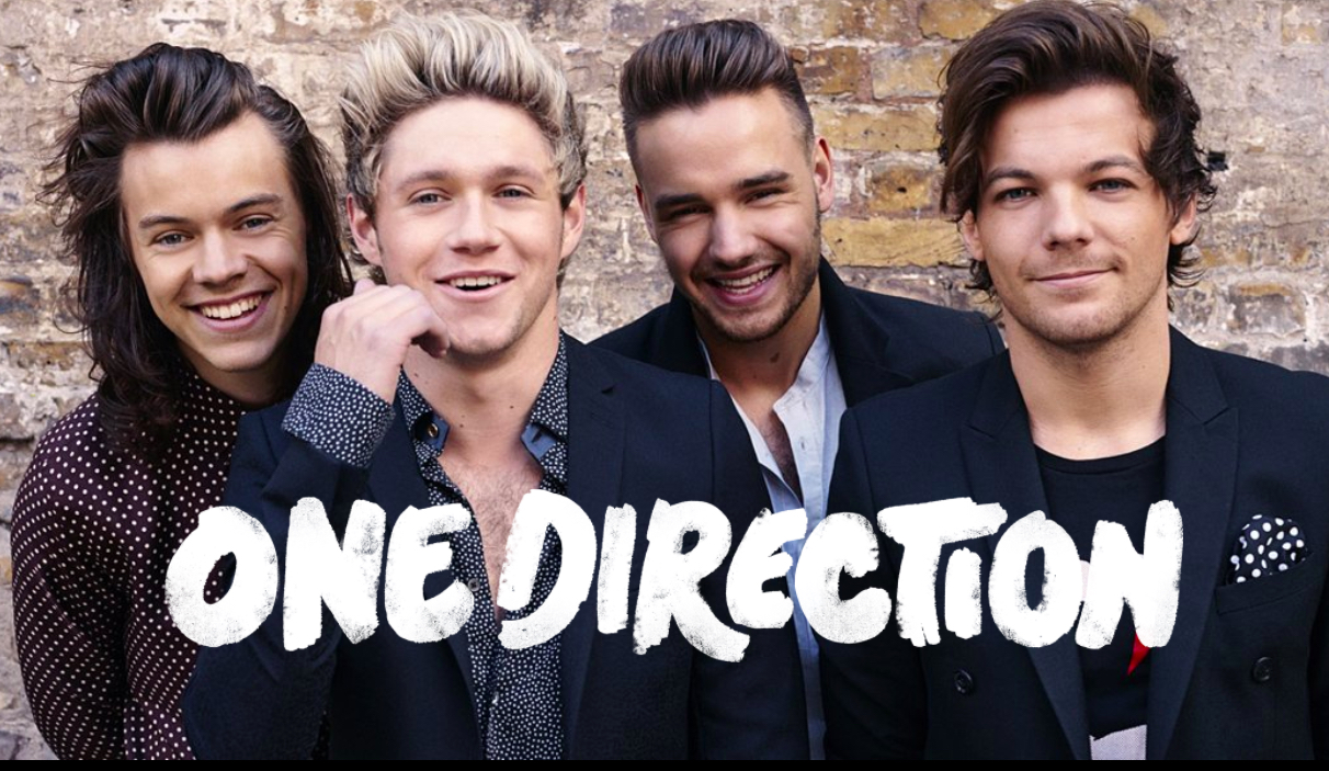 哈利（左起）、奈爾、連恩、路易以4人組「一世代」活動，已是2015年的事，現在粉絲敲碗希望看在出道10週年的份上，可以讓全員合體。（翻攝自One Direction官方網站）