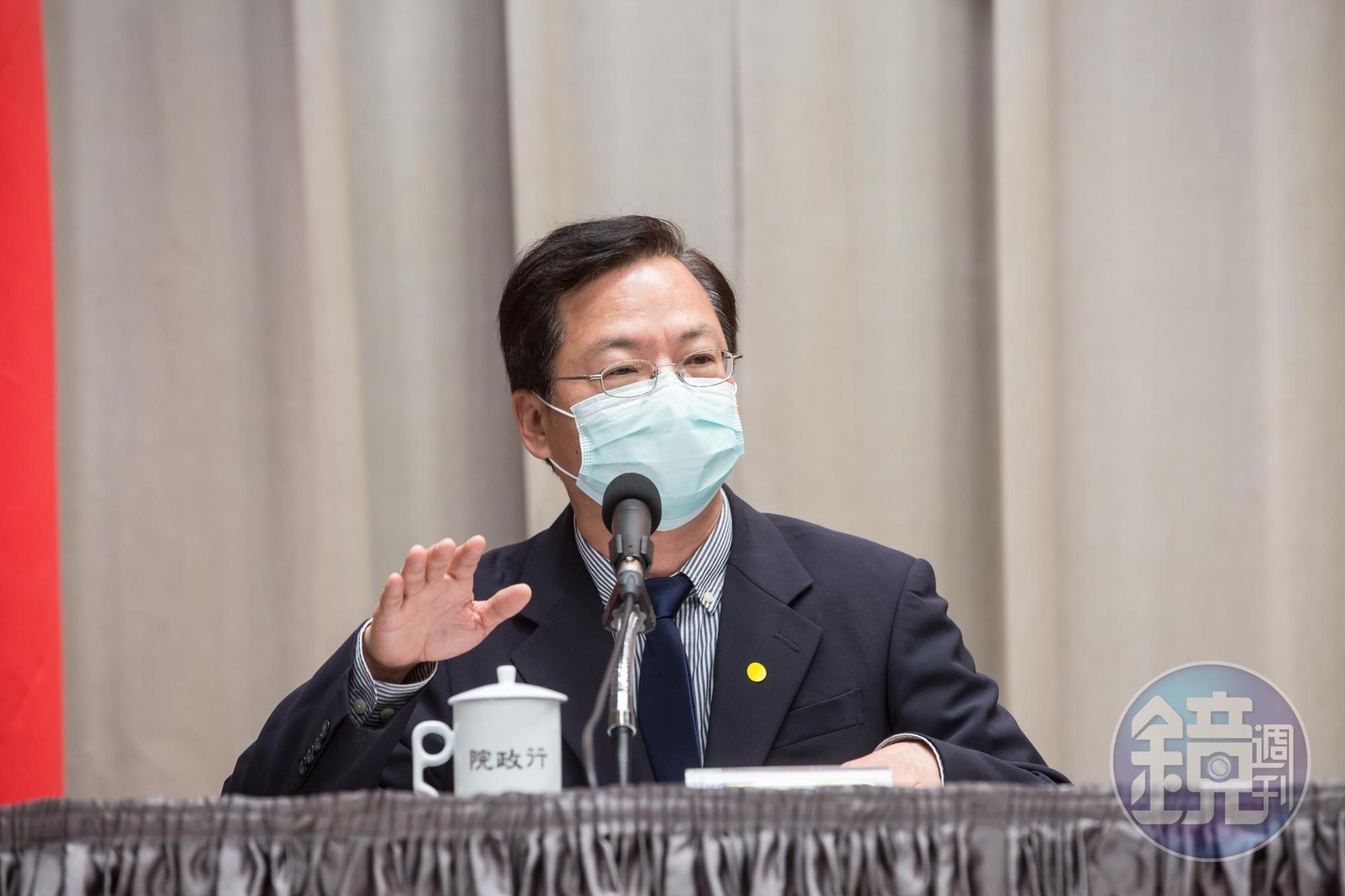 政委龔明鑫坦言,不理解國民黨主張加發1,000億的政策目的是什麼。本刊資料照。