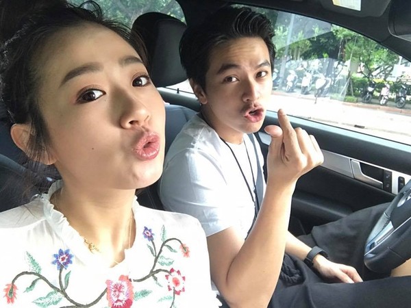 方志友與楊銘威是一對常曬恩愛照的夫妻檔。（翻攝自方志友臉書）