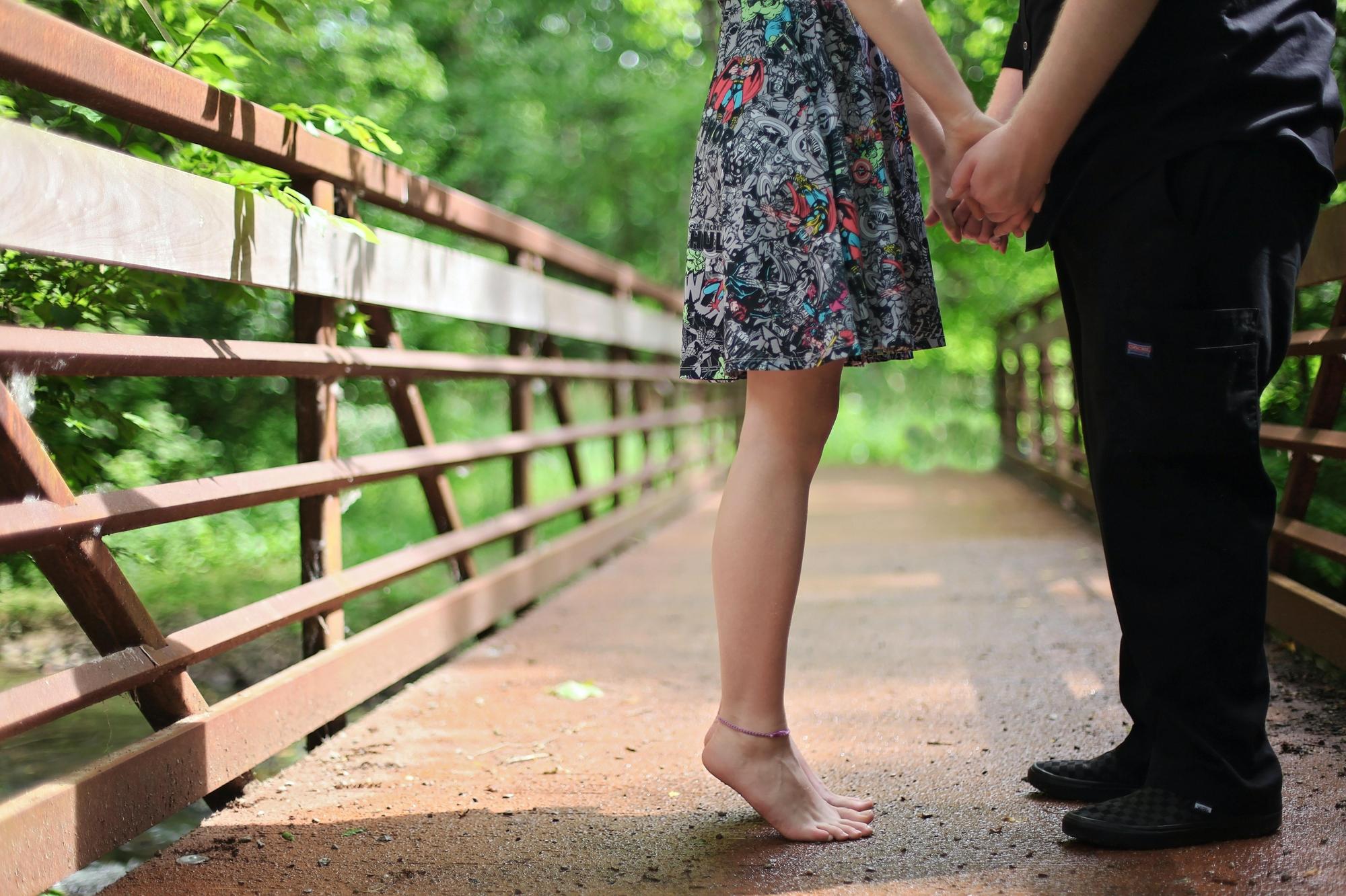鄭女隱忍呂男享齊人之福多年後，以「婚姻圓滿遭破壞」為由，向丈夫和小三求償200萬元；示意圖。（Pexels／攝影師：Leah Kelley）