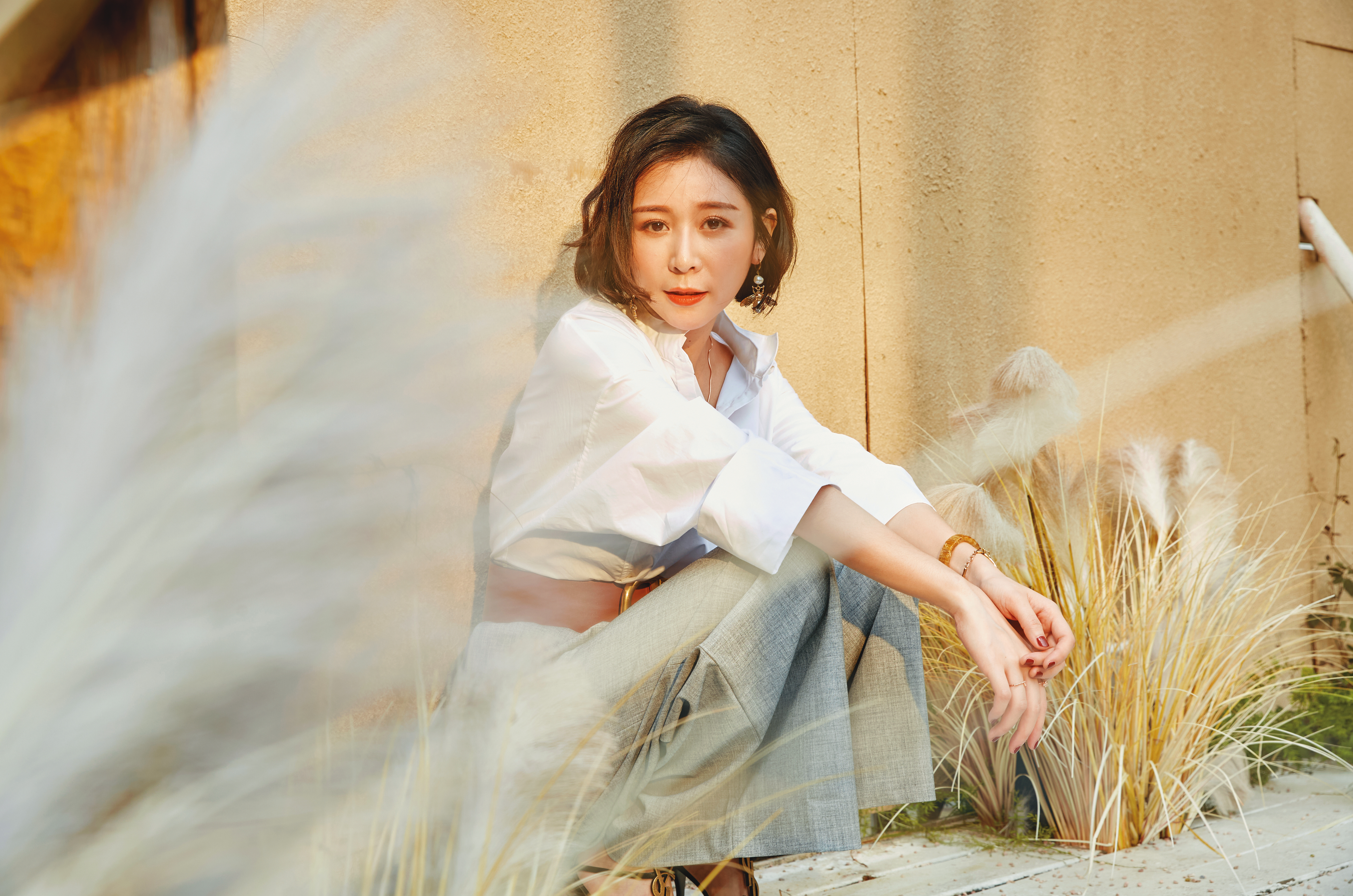 Albee因為個性急又不愛拐彎抹角，容易遭人誤解不好相處。