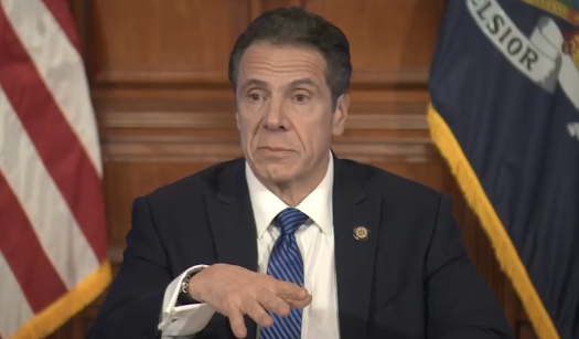 紐約州長古莫（Andrew Cuomo）宣布，居家防疫將延長至5月15日。（翻攝Andrew Cuomo推特）