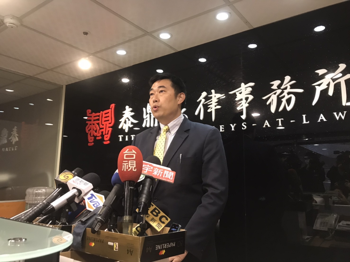 對於高等行政法院駁回聲請，韓國瑜透過律師葉慶元表示，將提出抗告。 