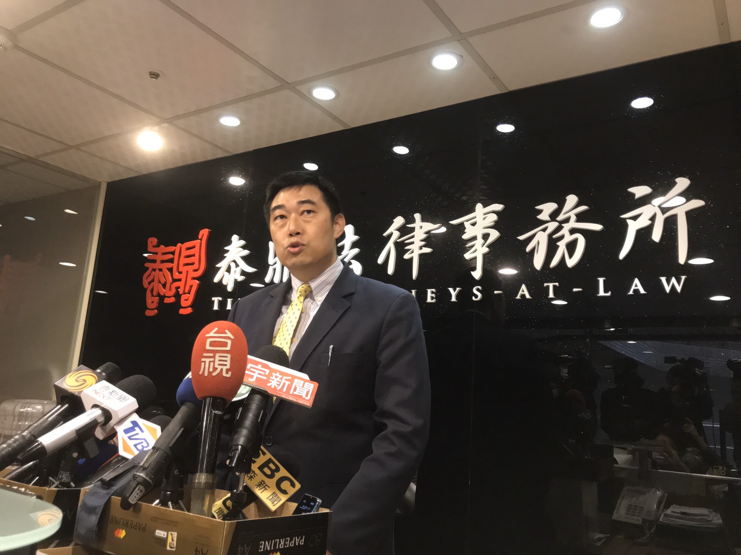 對於高等行政法院駁回聲請，韓國瑜透過律師葉慶元表示，將提出抗告。 