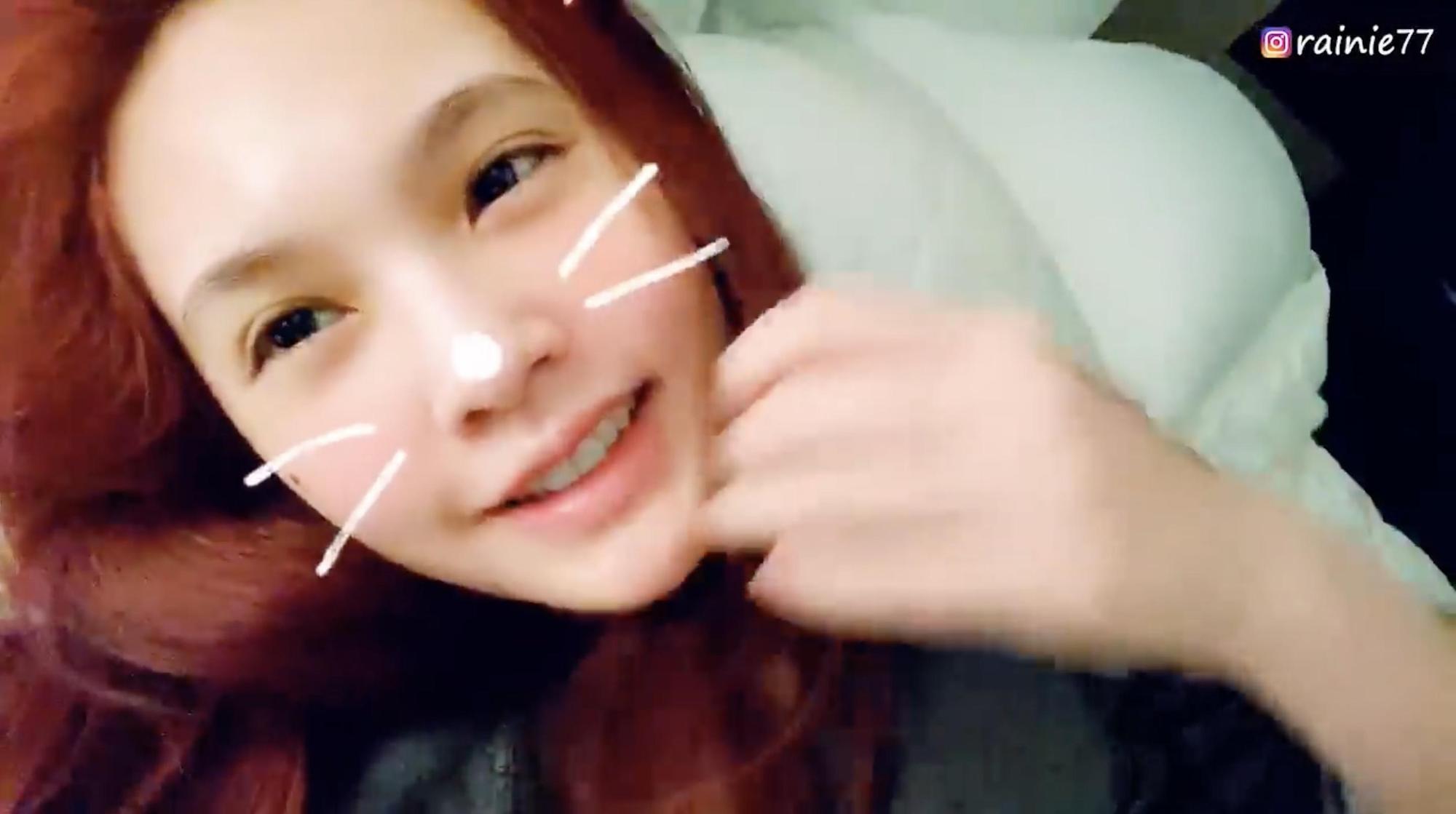 楊丞琳近日在個人頻道貼出自己的Vlog,其中也曝光了自己的素顏容貌。(翻攝自楊丞琳Youtube)