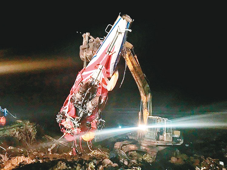 空勤總隊海豚直升機2016年3月執行任務時失速墜海，造成2死3傷。（新北市政府提供）