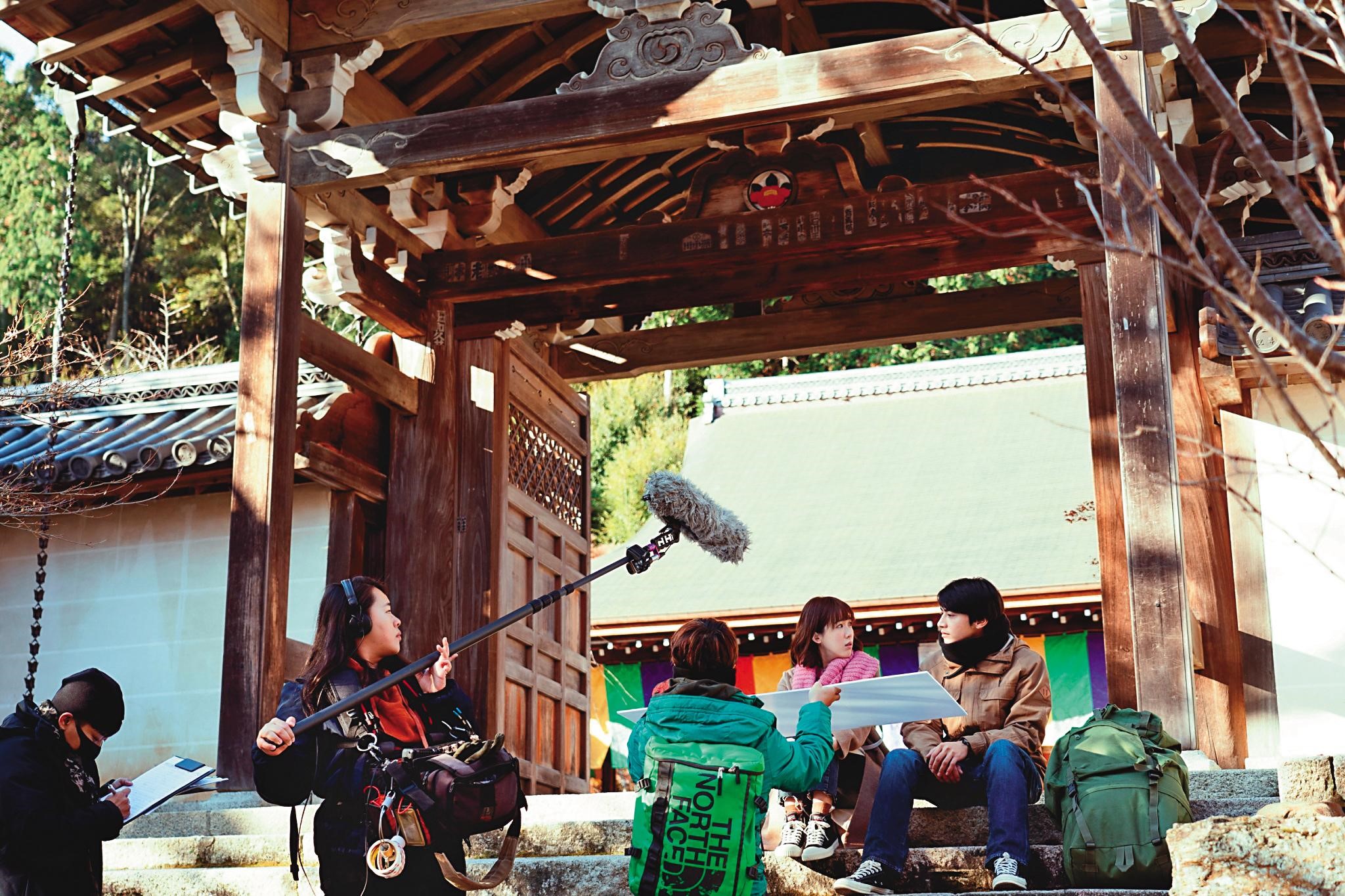 製作人陳秀卿為符合戲劇情境，堅持增加成本赴日本京都二尊院取景。（華視提供）