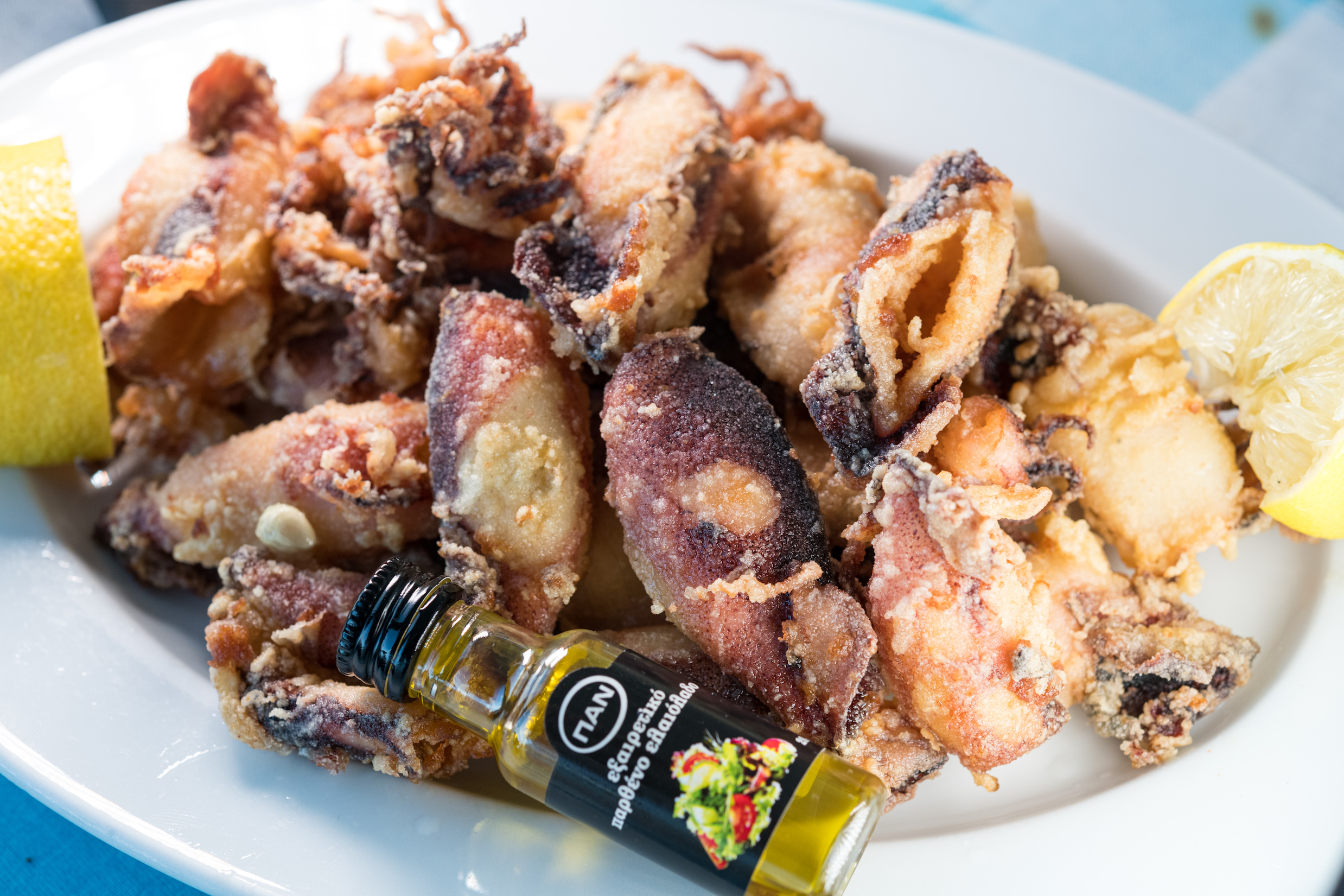 以初榨橄欖油油炸的花枝香酥不膩口。（8.8歐元／份，約NT$301）
