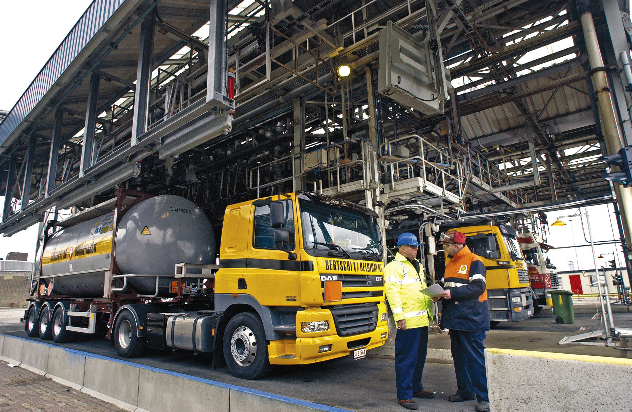 美國WTI原油5月合約結算，多方出場換月，導致價格崩跌。（殼牌官網）