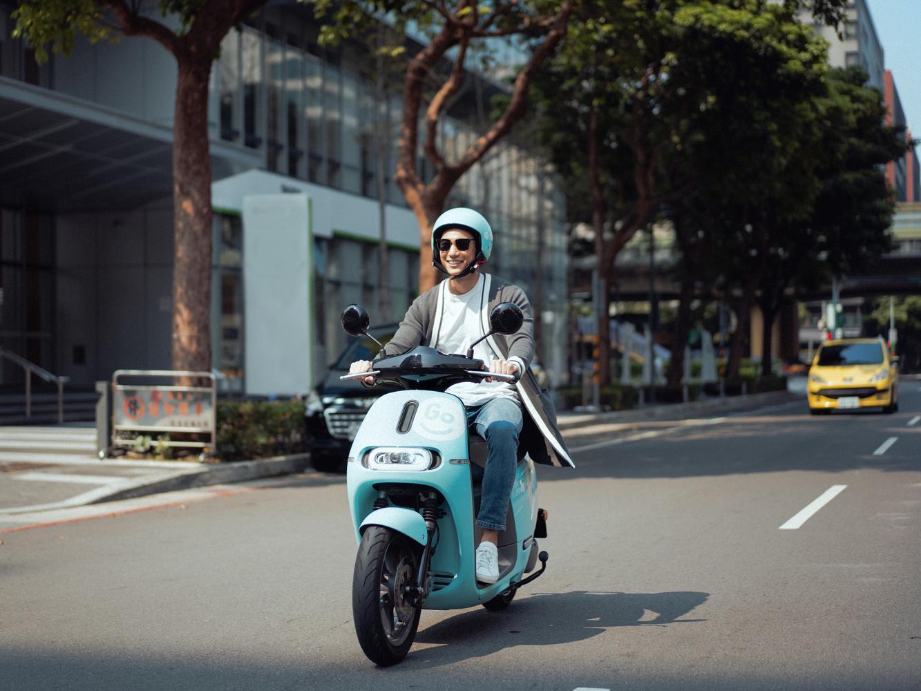 即日起至 5 月 31 日，只要當週有效騎乘 「GoShare 隨借隨還」服務車款達 7 次，即可於次週獲得總價值 $100 元騎乘金優惠券。
