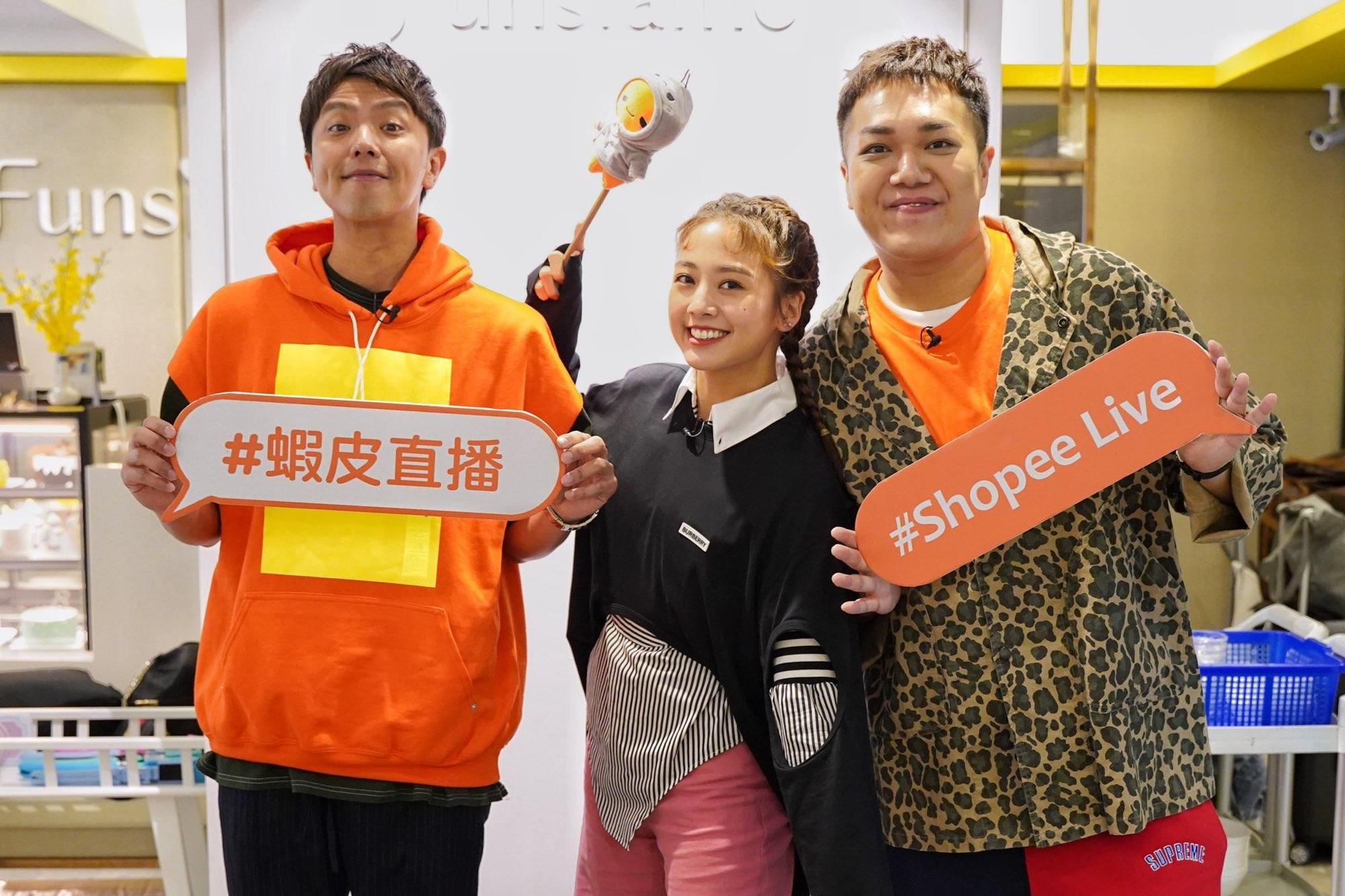 蝦皮直播節目《聊聊大明星》邀請鬼鬼吳映潔化身「一日廚娘」，挑戰製作近期最夯的400次抹茶，好友黃鴻升、關韶文展開爆料大戰。（蝦皮購物提供）