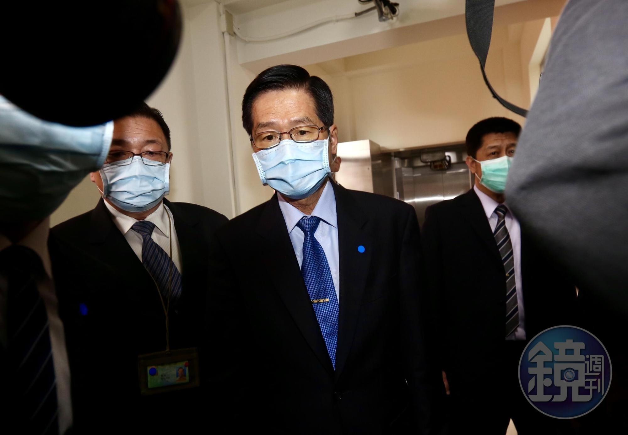 國防部長嚴德發今(22日)赴立法院國防及外交委員會進行專案報告。
