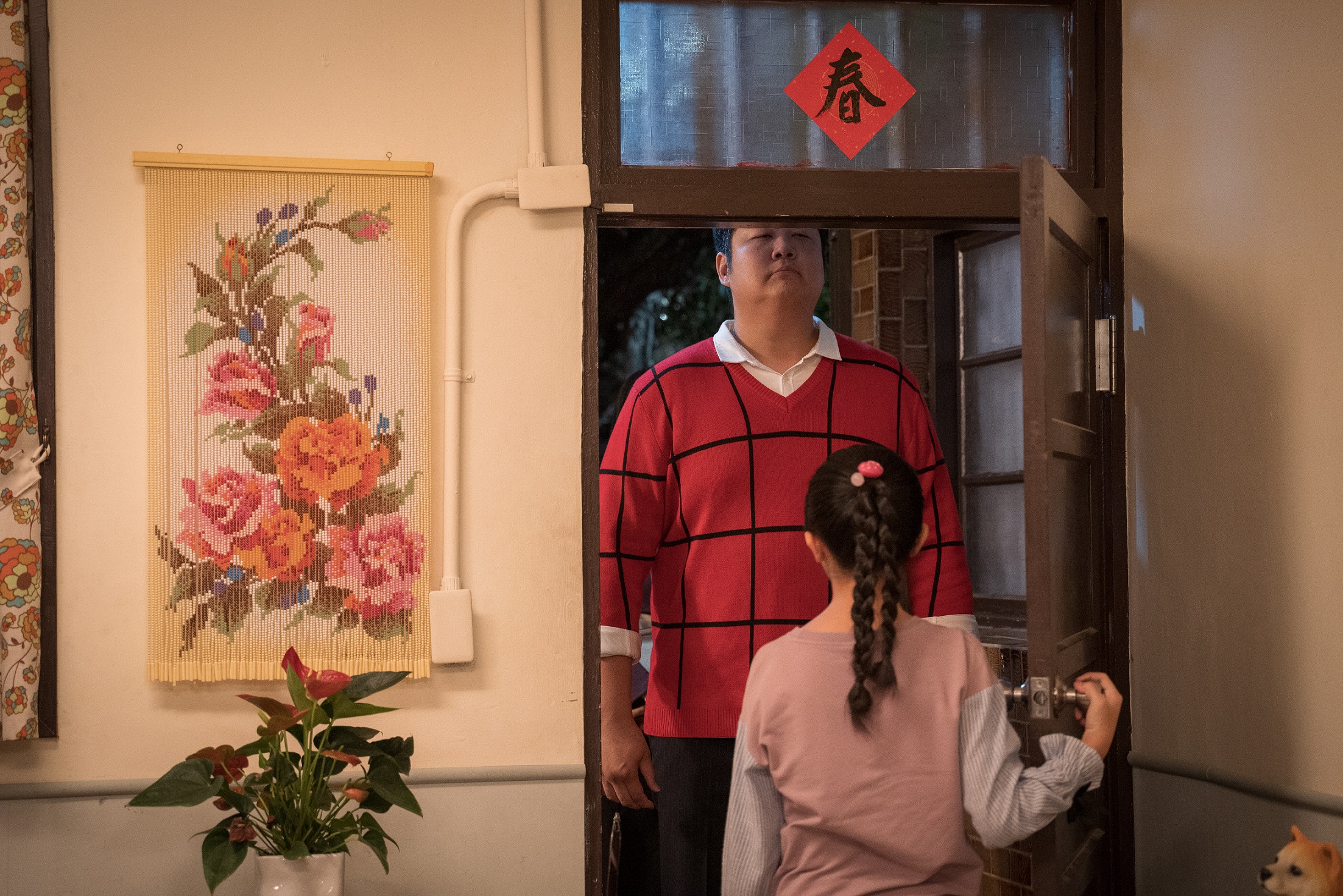 哈孝遠為了演戲，竟然首度被嫌不夠高。（東森提供）