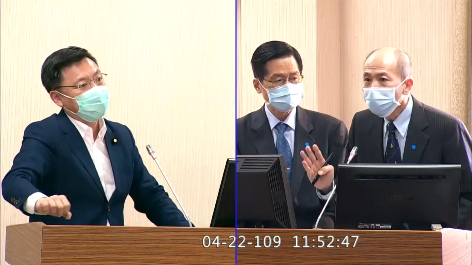 民進黨立委趙天麟（左）昨在國防委員會質詢國防部長嚴德發（中）、海軍副司令梅家樹（右）。（翻攝立法院iVod）