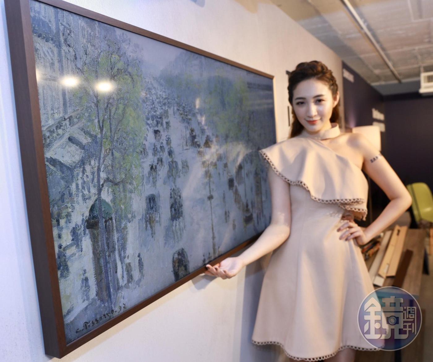 替藝術愛好者設計的The Frame美學電視,切換內建1,200幅以上畫作。