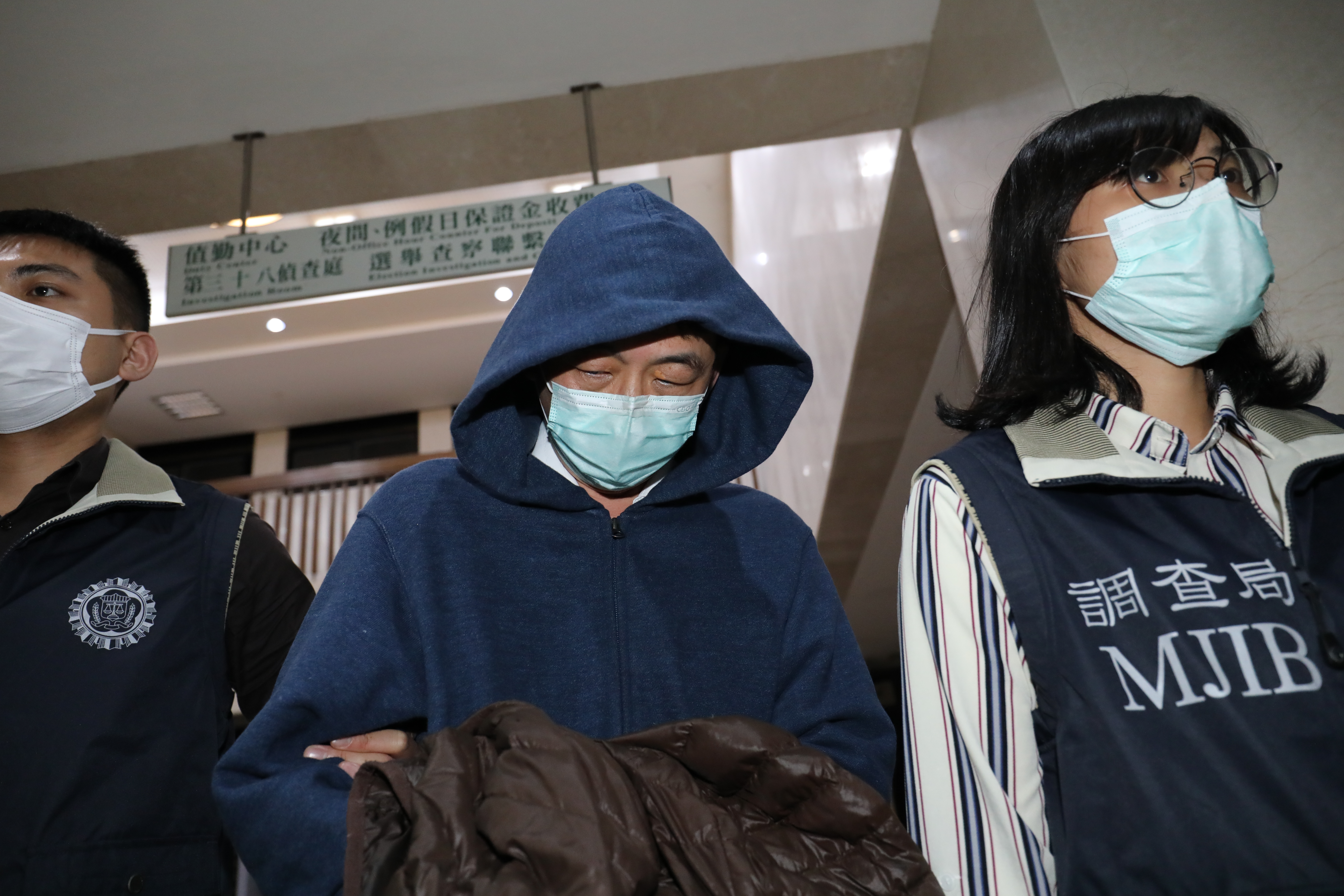 麥當勞叔叔之家慈善基金會志工冷霖世，8年內涉嫌侵占消費者捐出的愛心發票達7,670張，不法所得逼近500萬元。