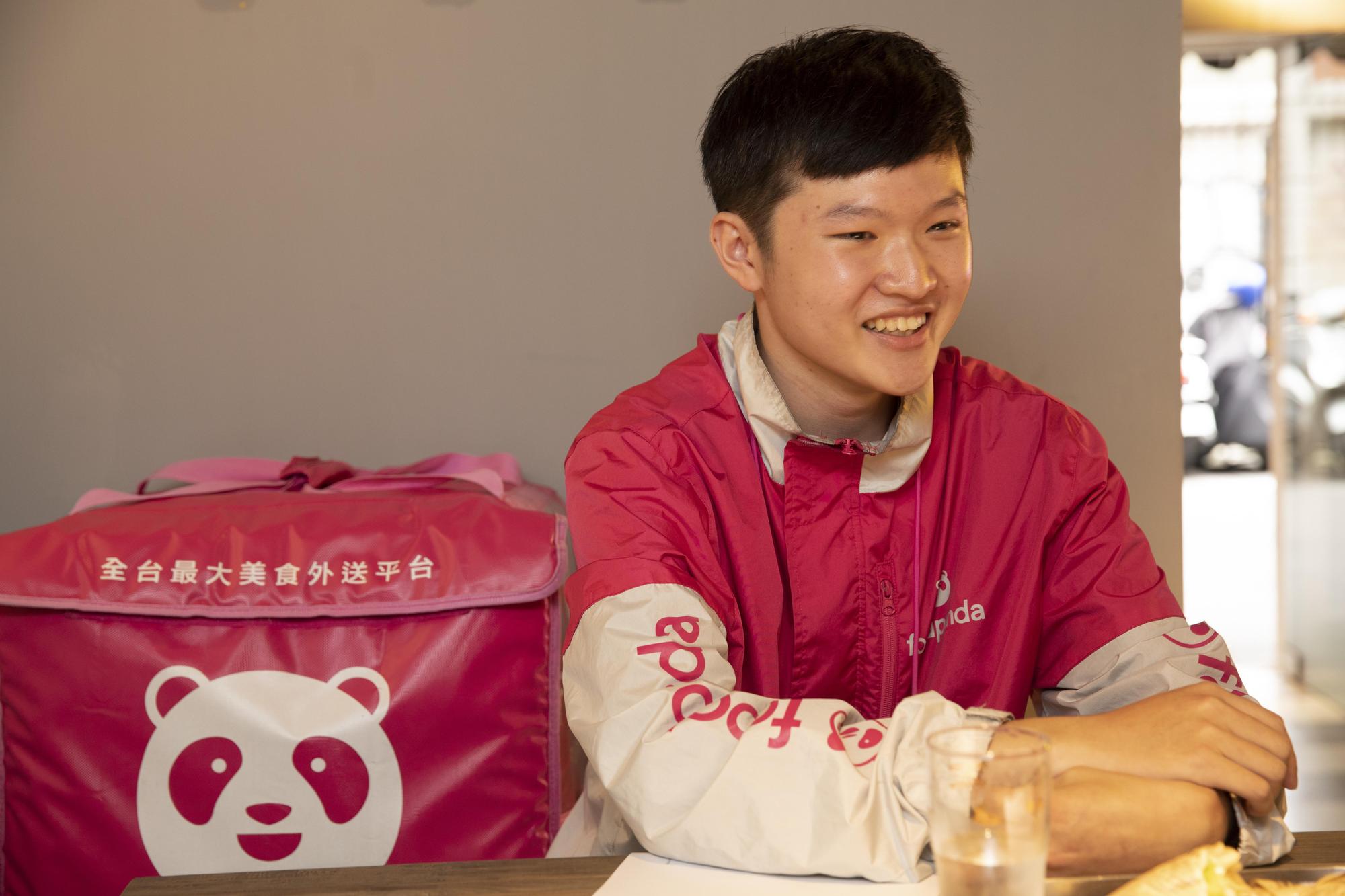 主修資訊科技的修孝賢未來希望自己創業開個人工作室,現在利用foodpanda努力為自己存下圓夢基金。