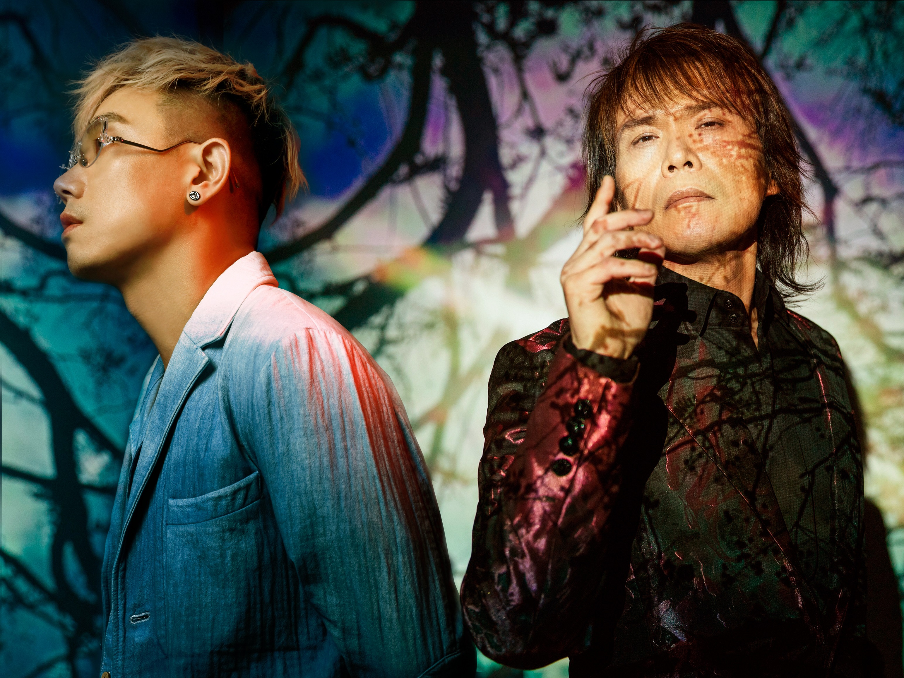 DJ Mykal a.k.a.林哲儀與伍佰合作電音搖滾曲〈重生〉。（ROKON滾石電音提供）