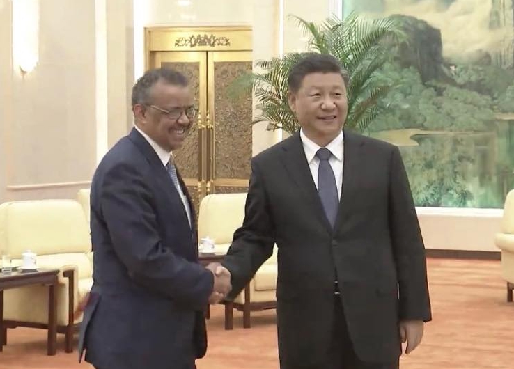 世界衛生組織總幹事譚德塞（左）與中國國家主席習近平（右）。（翻攝自Tedros Adhanom Ghebreyesus臉書）