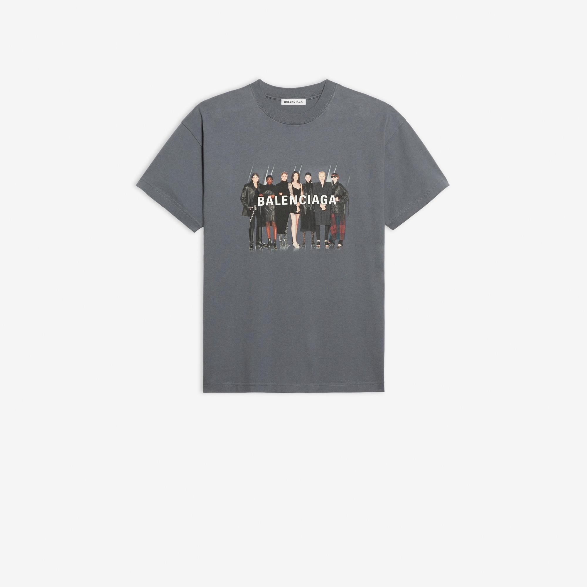 女款灰色Real T-shirt。NT$17,200（BALENCIAGA提供）