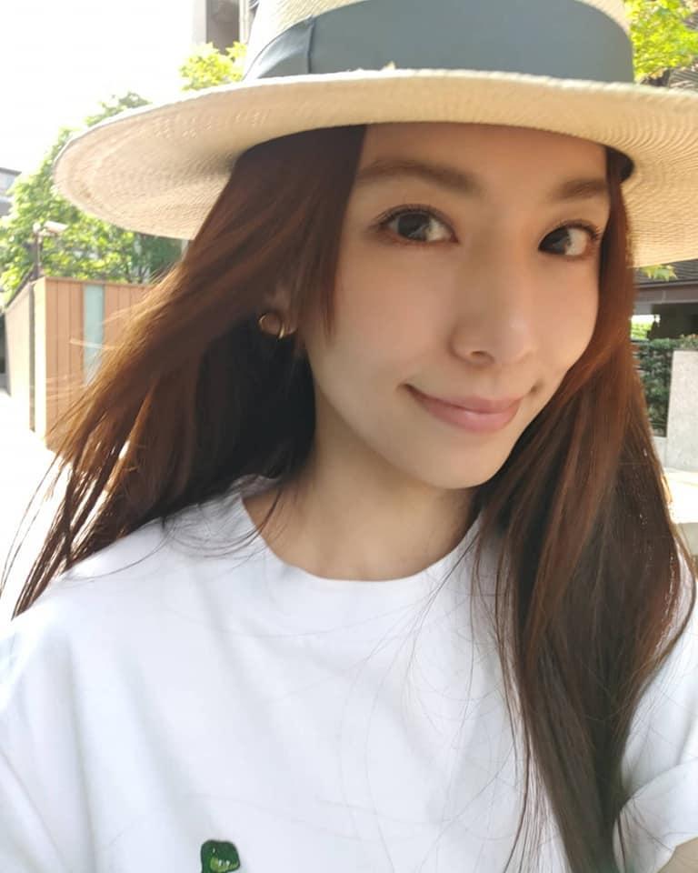 Hebe反省，最該被提醒審慎使用網路的人，就是她自己。（翻攝自Hebe臉書）
