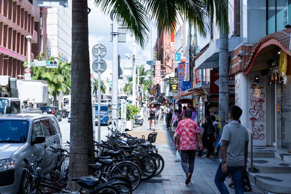 沖繩縣知事發文希望大家取消黃金週的沖繩旅遊計畫。（翻攝自@tamakidenny推特）