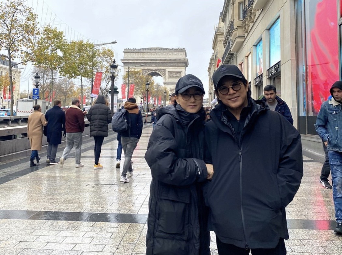 李連杰難得曬出與老婆利智合照。（翻攝自李連杰IG）