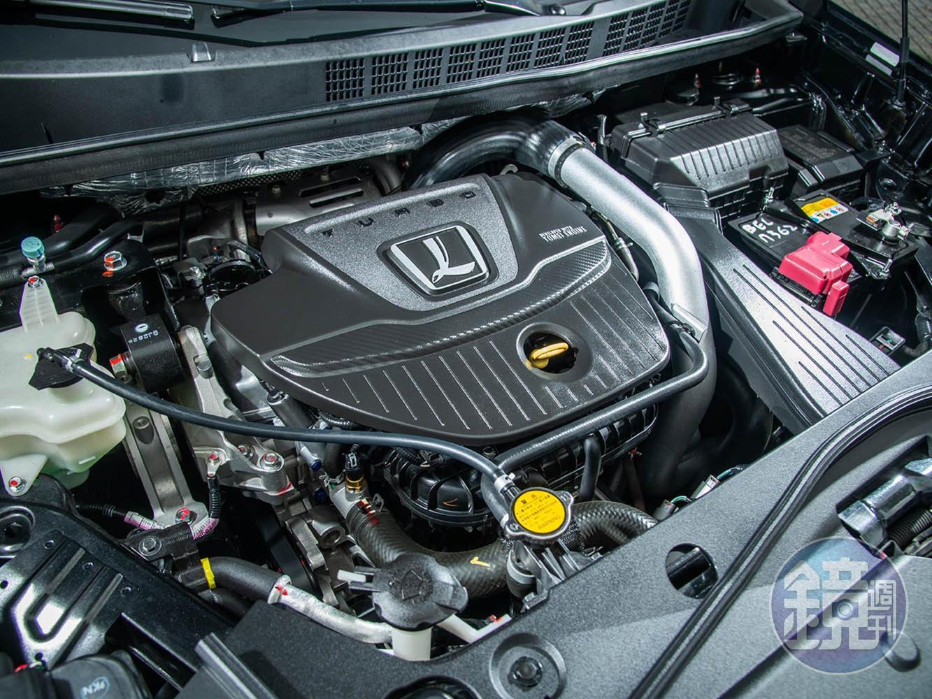 1.8升渦輪增壓引擎與U6 GT、S5 GT是同一個動力單元。