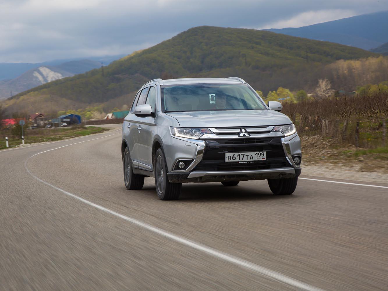 MITSUBISHI Outlander 七人尊貴型