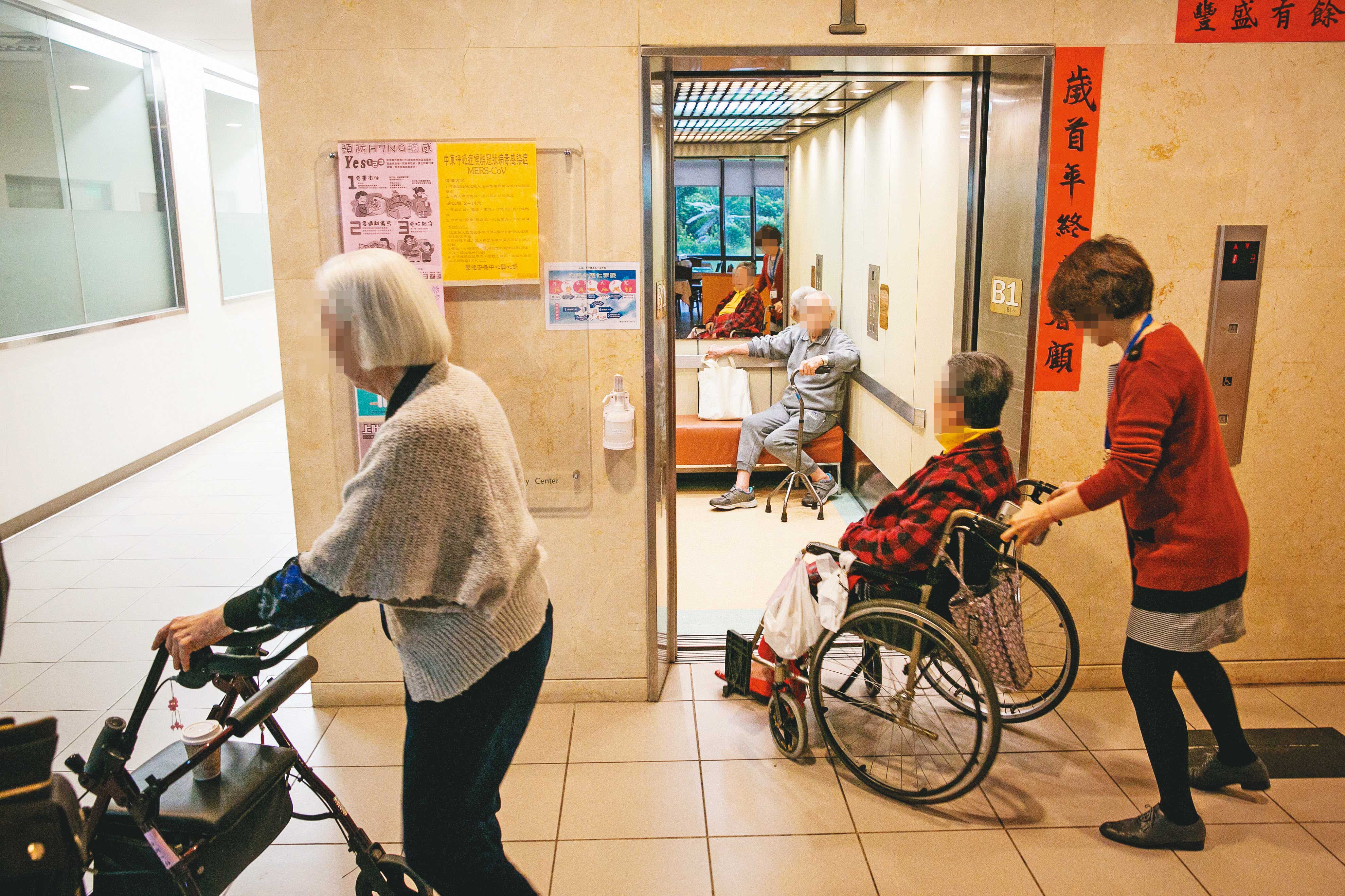 歐洲與北美各國此次瘟疫死亡人數當中，老人院占了近半比例。