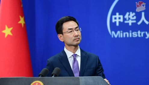 中共外交部發言人耿爽認為，此時應聚焦抗疫，而非搞什麼索賠。（翻攝自中國外交部官網）