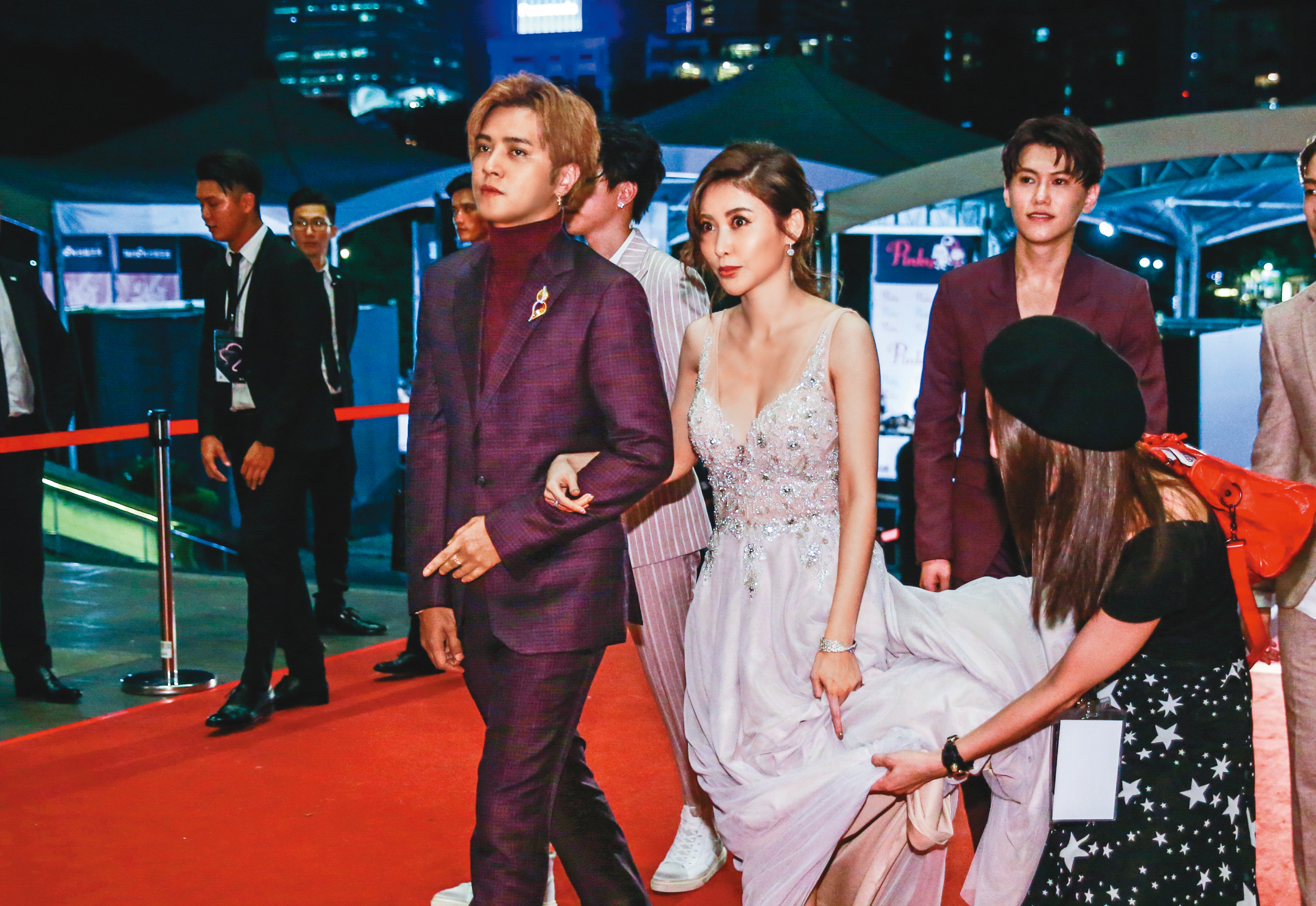 愷樂是周揚青爆料的主要對象，她也寫下了道歉聲明，並且目前身敗名裂，主持《娛樂百分百》的工作大受影響。