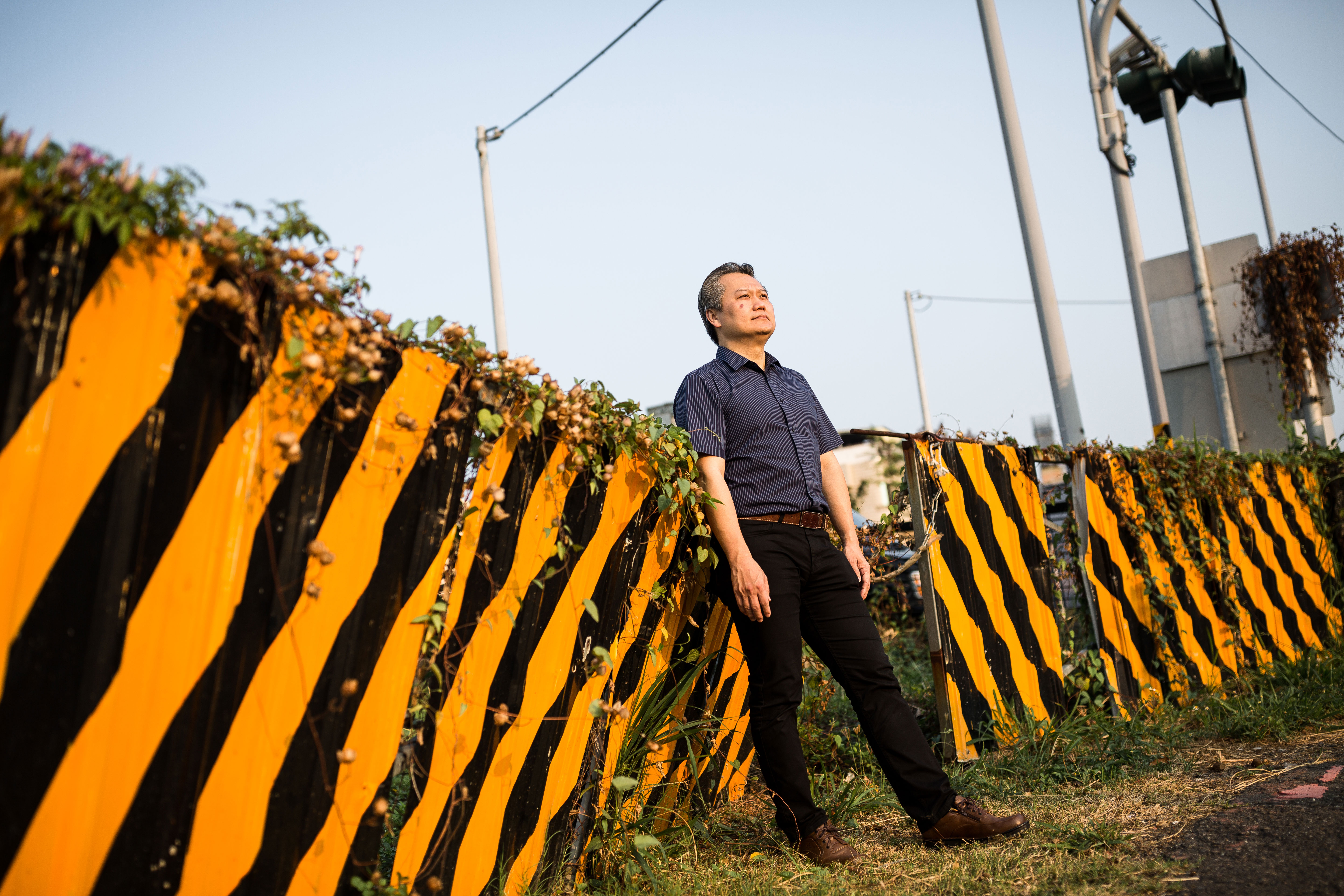 陳志金已取得永久居留資格，在台灣結婚生子，父親、姊姊與弟妹仍在家鄉，偶爾需要接濟。