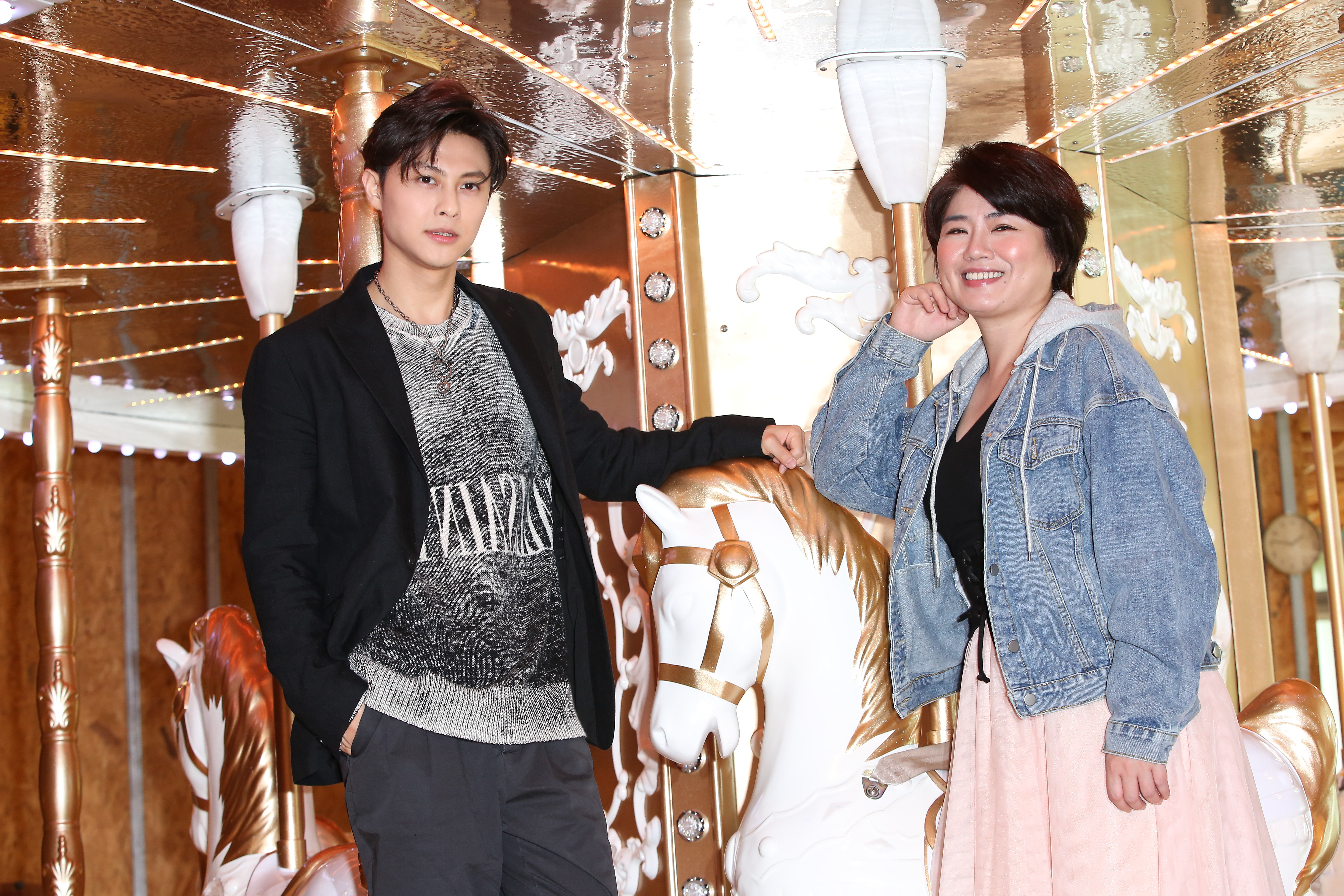 邱勝翊與嚴藝文首度合作，在《覆活》中飾演母子。