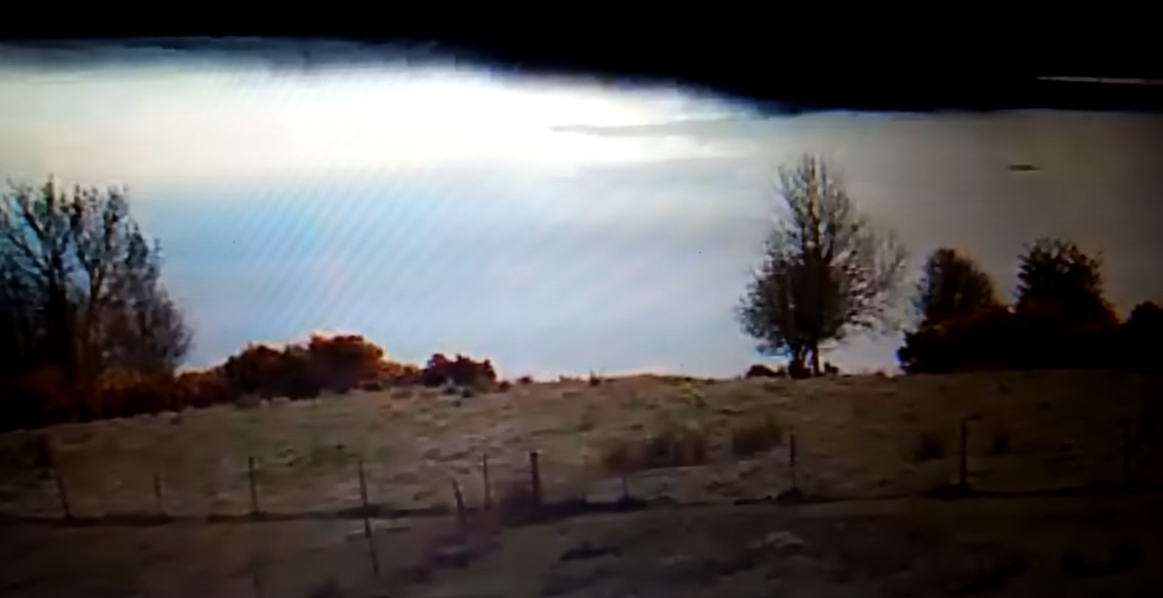 民眾聲稱目擊尼斯湖水怪，錄下2分鐘的影片佐證。（翻攝自YouTube）