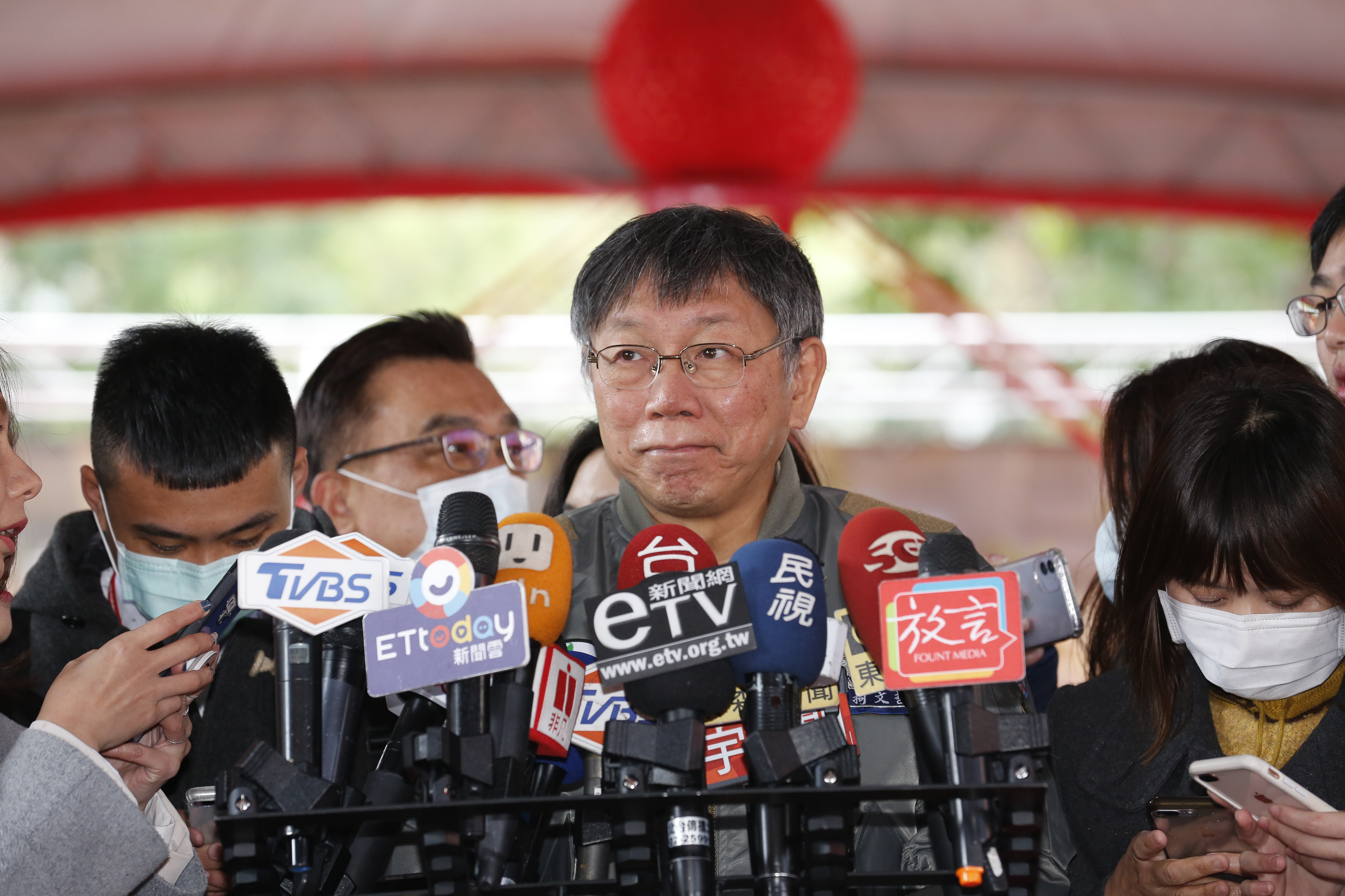 柯文哲稱「小英去練台生家」吃飯遭打臉，幕僚則澄清：那是玩笑話。（本刊資料照）