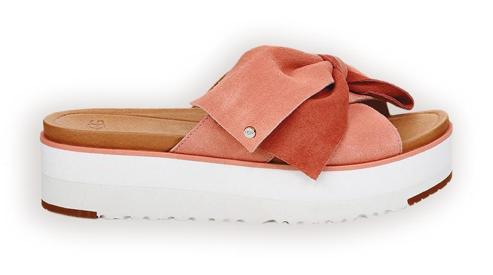 UGG Joanie蝴蝶結厚底鞋,NT$5,500。(藍鐘提供)