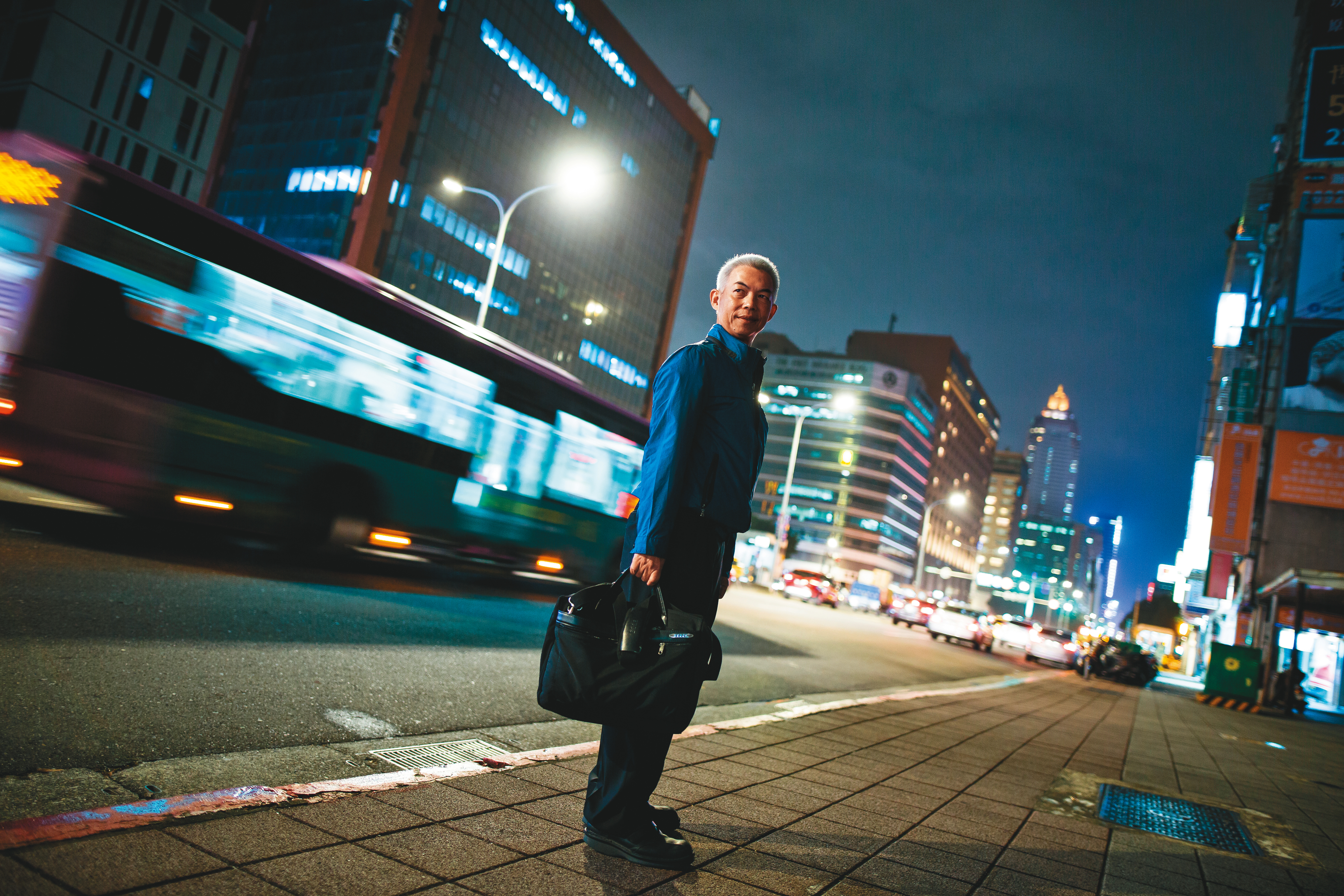 尤伯祥專長刑事辯護，客戶多是被控犯了刑法、俗稱「壞人」的被告，長年與這樣的人接觸，他對人的樣貌自有一套深刻觀察。