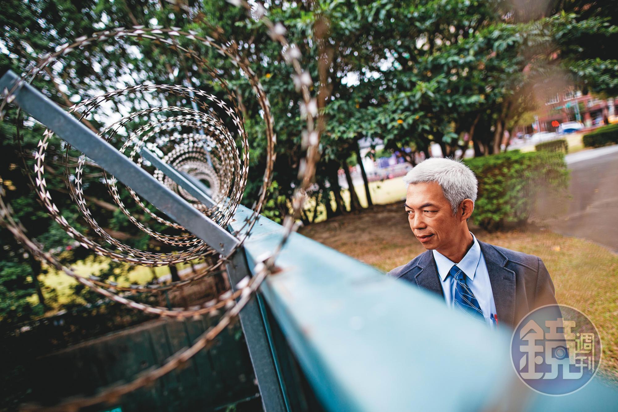法界認為司法應有其安定性，但也因此造成已定讞的冤案難以平反，尤伯祥參與過的幾件死刑案件，皆歷經十幾二十年才翻案。