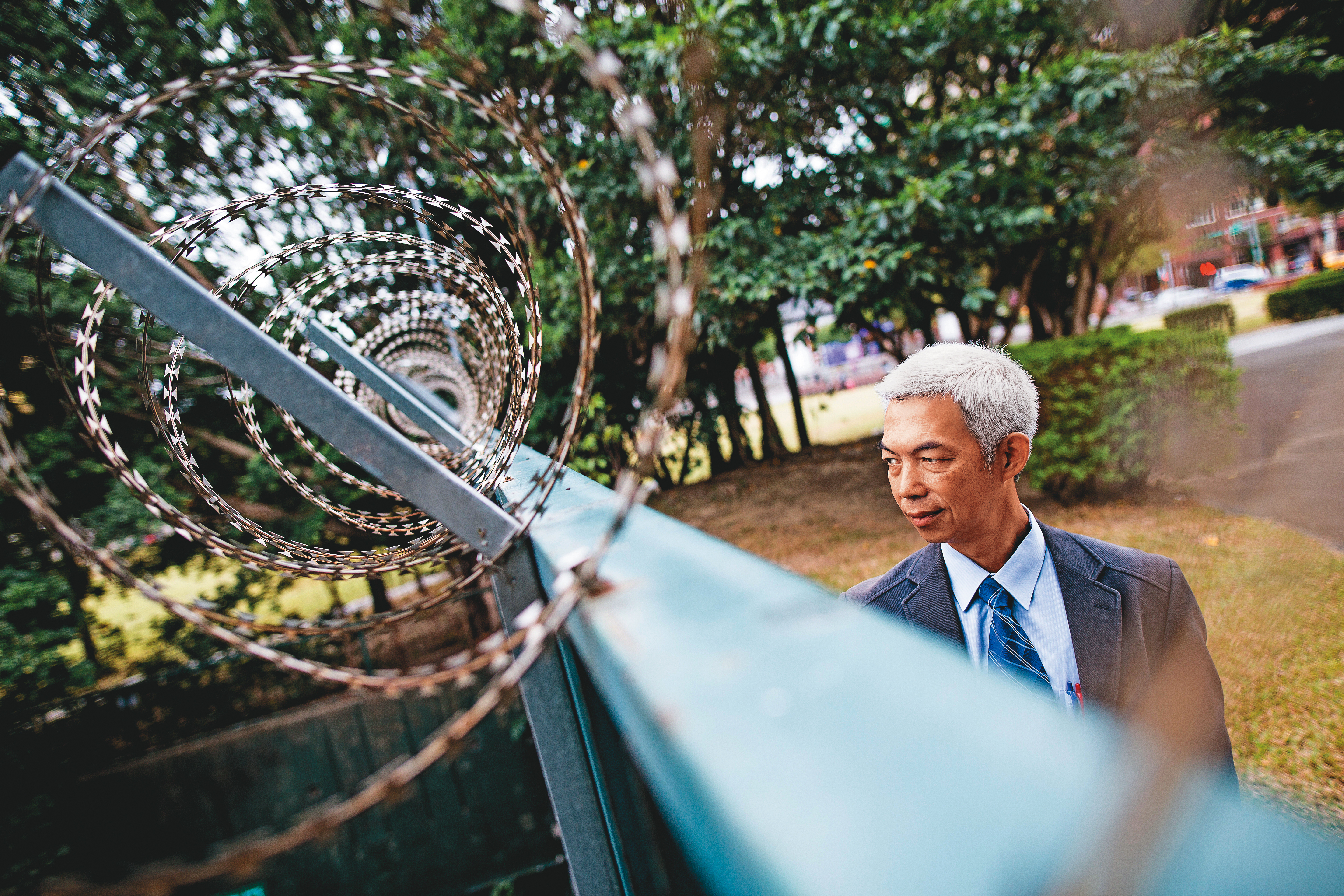 法界認為司法應有其安定性,但也因此造成已定讞的冤案難以平反,尤伯祥參與過的幾件死刑案件,皆歷經十幾二十年才翻案。