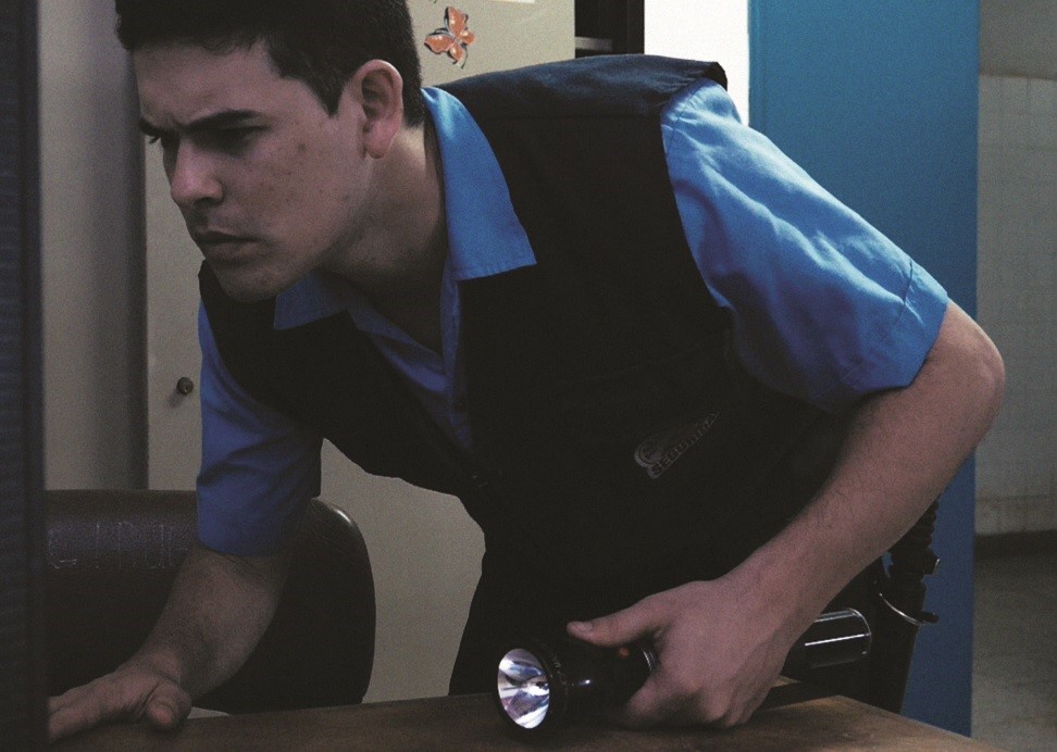 《現屍報》中飾演迪果的帕布羅馬丁內斯是名素人，首次演出電影就擔綱男主角。（可樂電影提供）