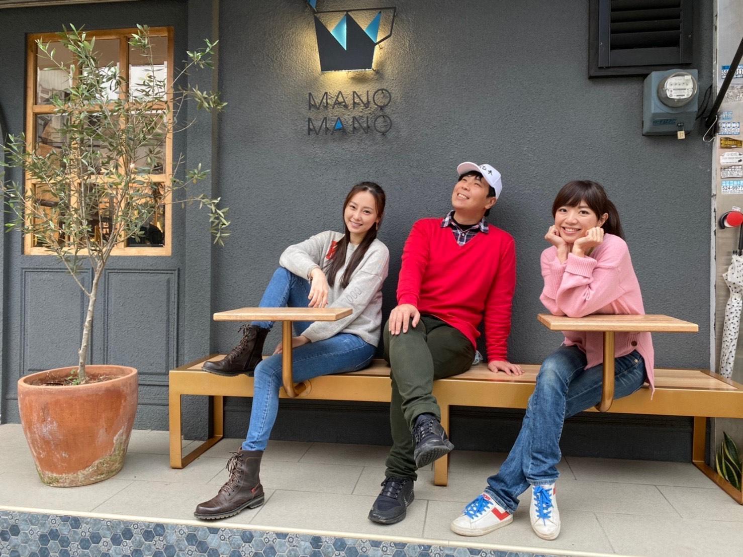 因為璟宣(左一)隨著節目到訪,讓店家業績在疫情中逆勢成長。(圖/三立提供)