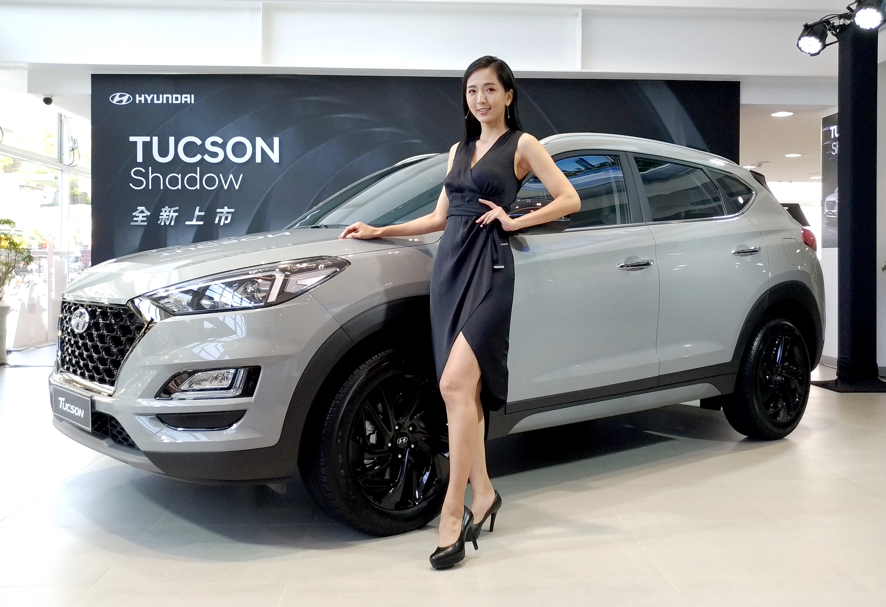 【新車登場】夜幕跑旅!HYUNDAI TUCSON Shadow