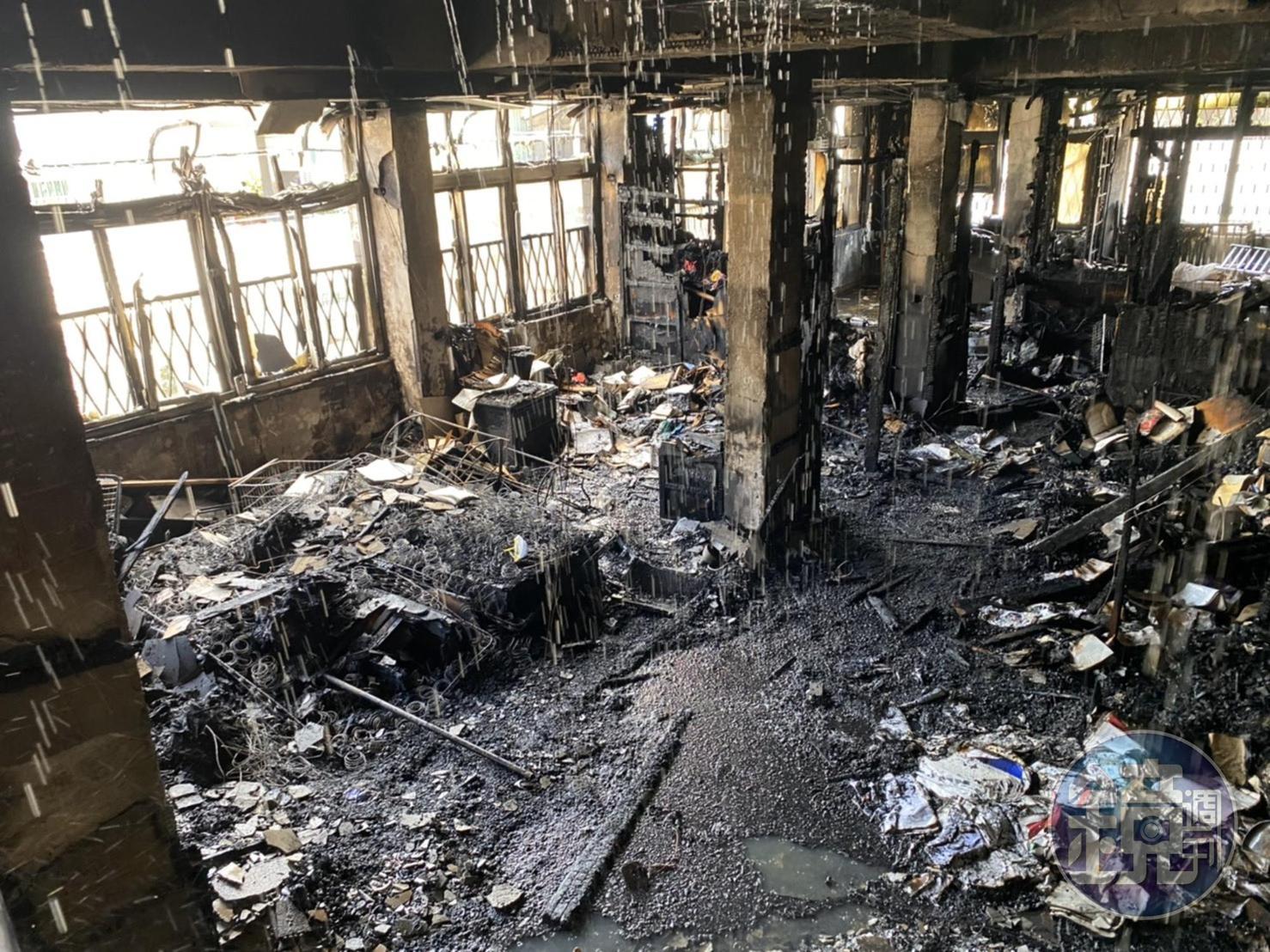 名醫賴文德高雄住處失火,女兒一家五口逃生不及罹難,所在的4樓內部已燒成焦黑。(讀者提供)