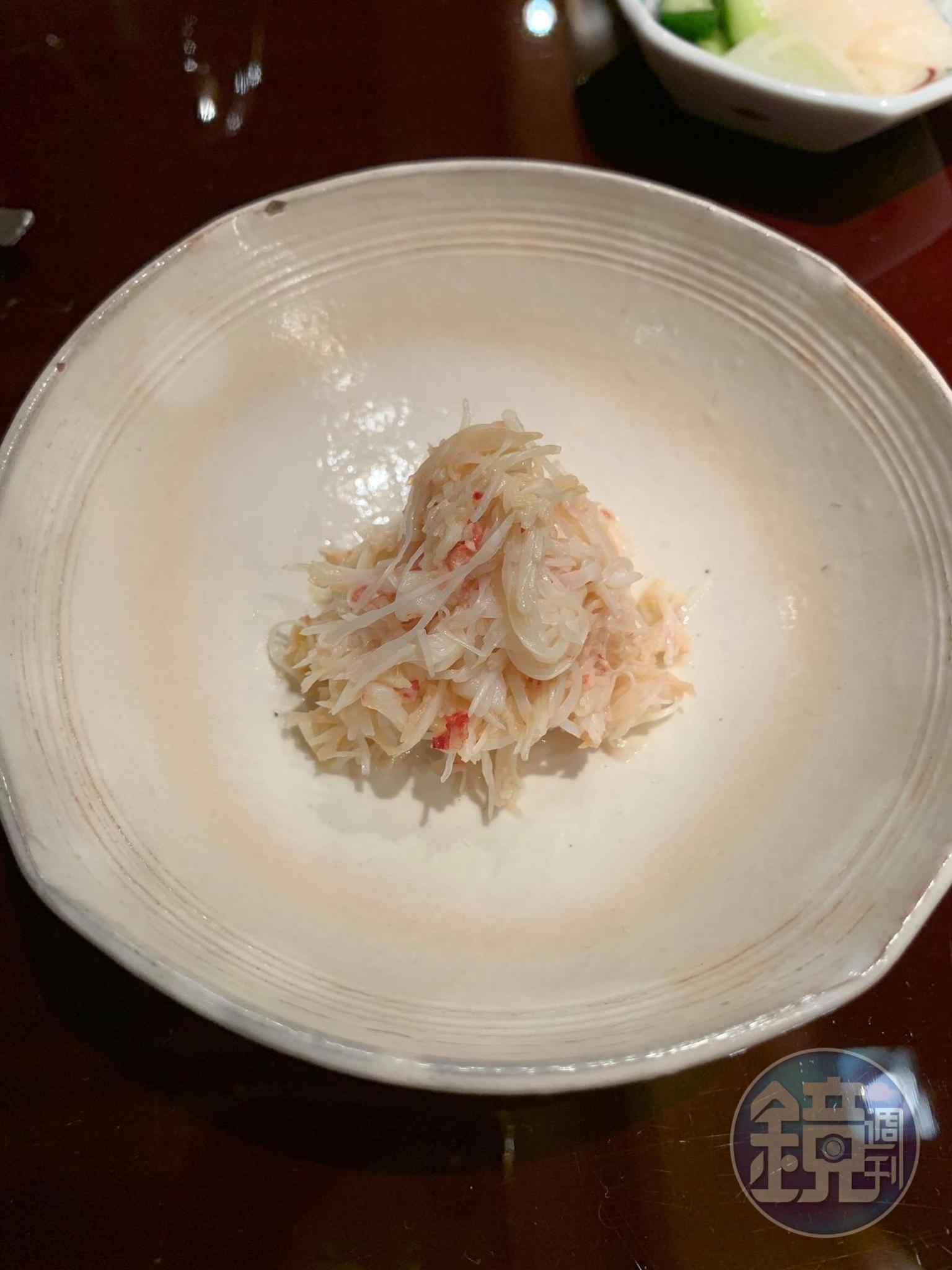蟹肉拆出,甜度很高。