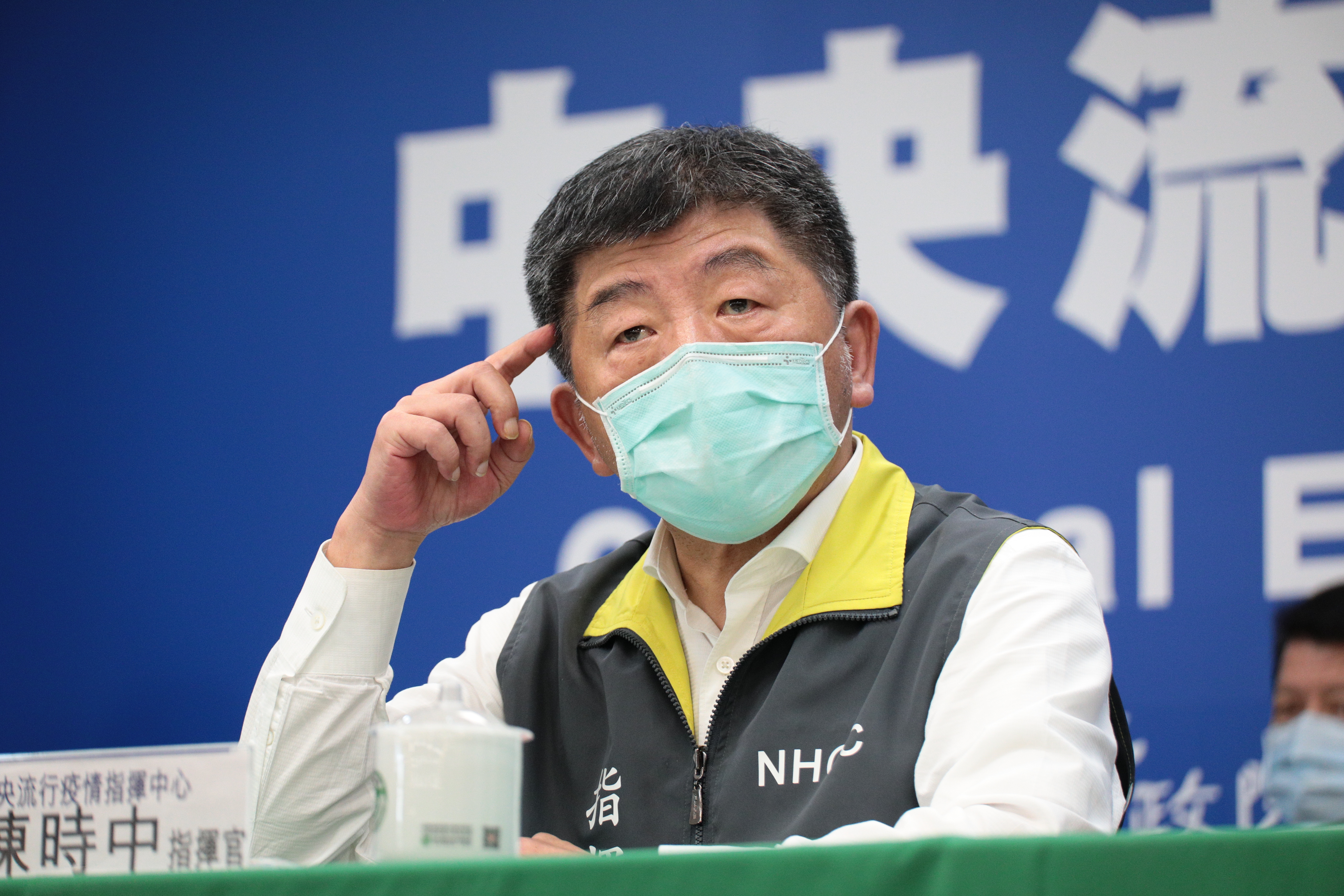 外界提議返國民眾登機前應填寫健康聲明，陳時中表示此舉恐造成防疫破口。（中央流行疫情指揮中心提供）