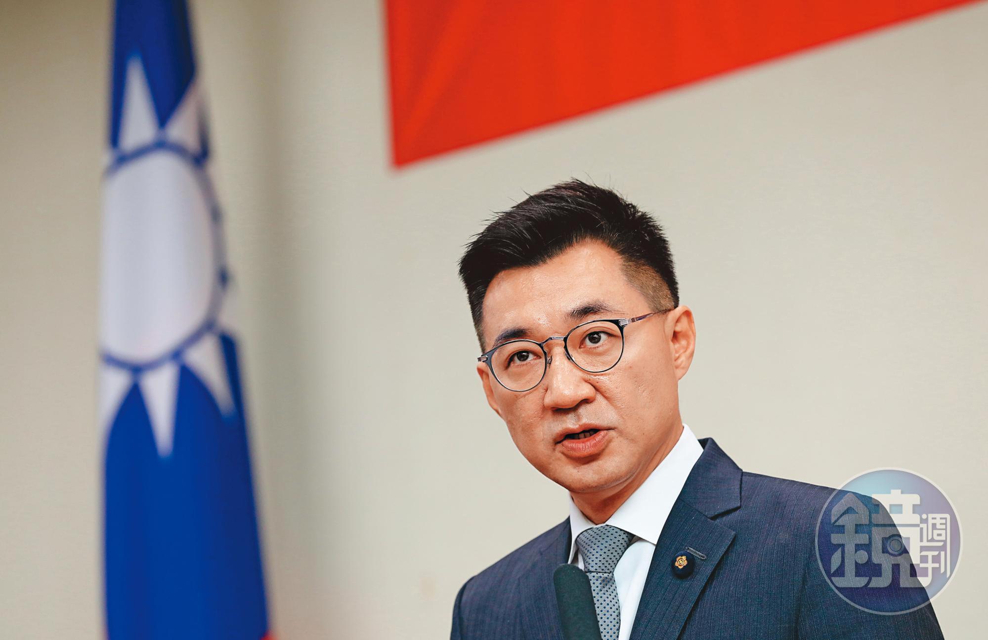 積極回防罷免案的韓陣營,未料江啟臣派簽的黃復興人事案,很可能替罷免增添變數。