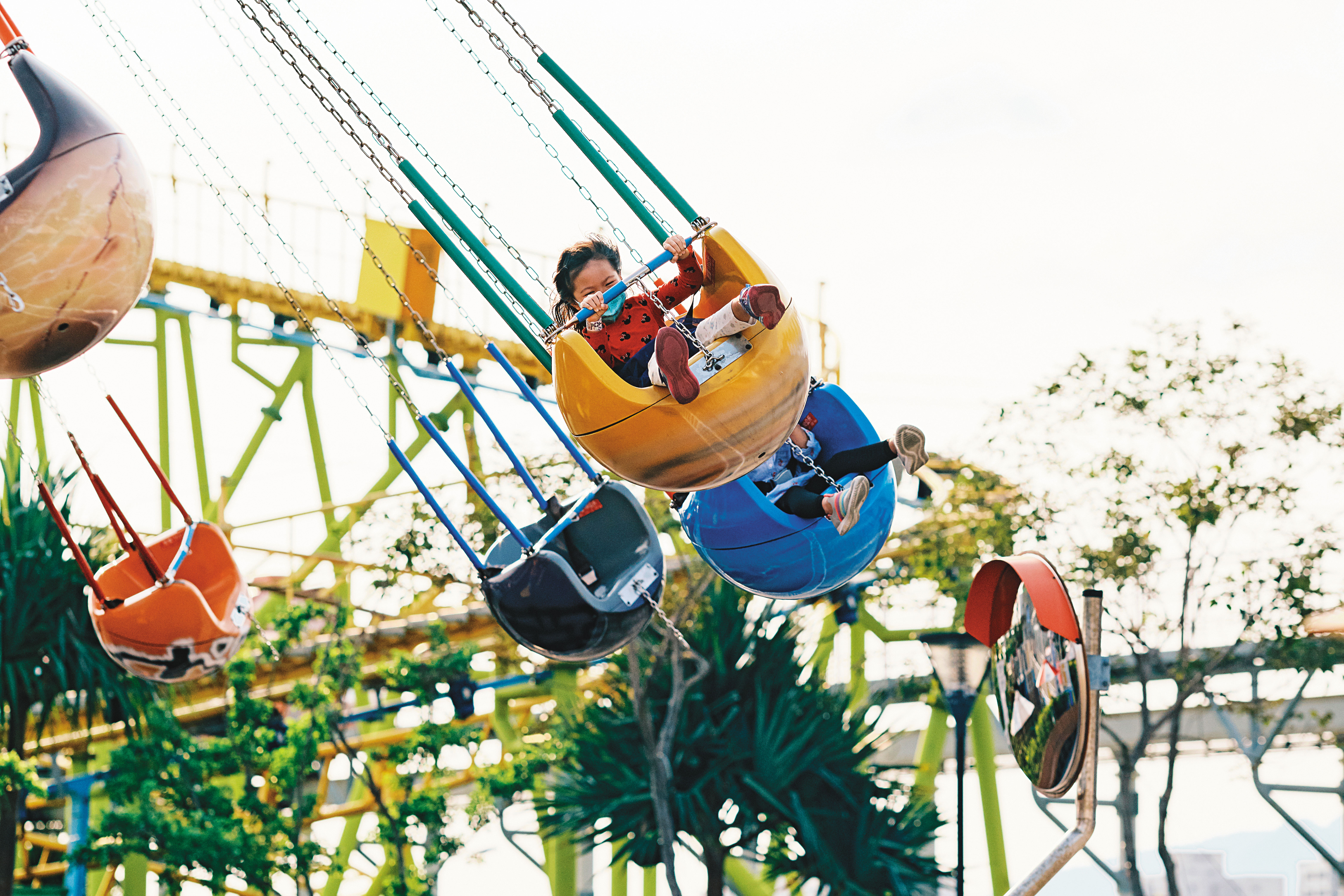 台灣打算陸續放寬相關防疫管制，藝文、登山等育樂活動都可望解禁。